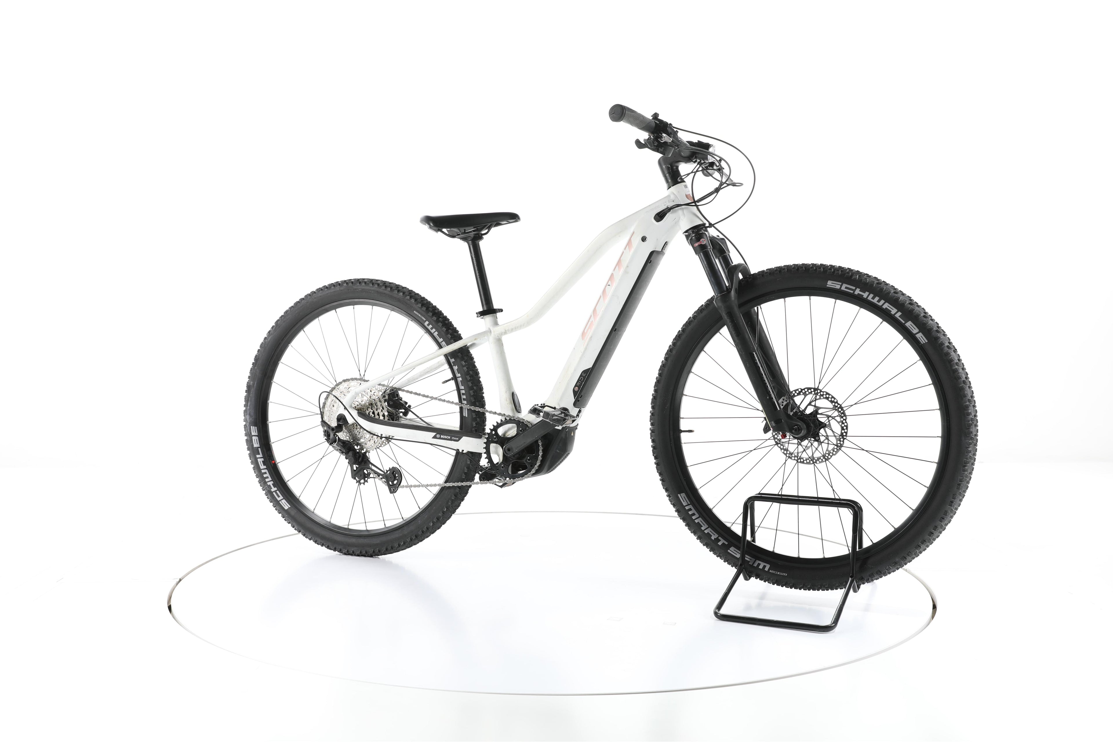 Scott Axis E-Ride 10 Trekking E-Bike - Image 2
