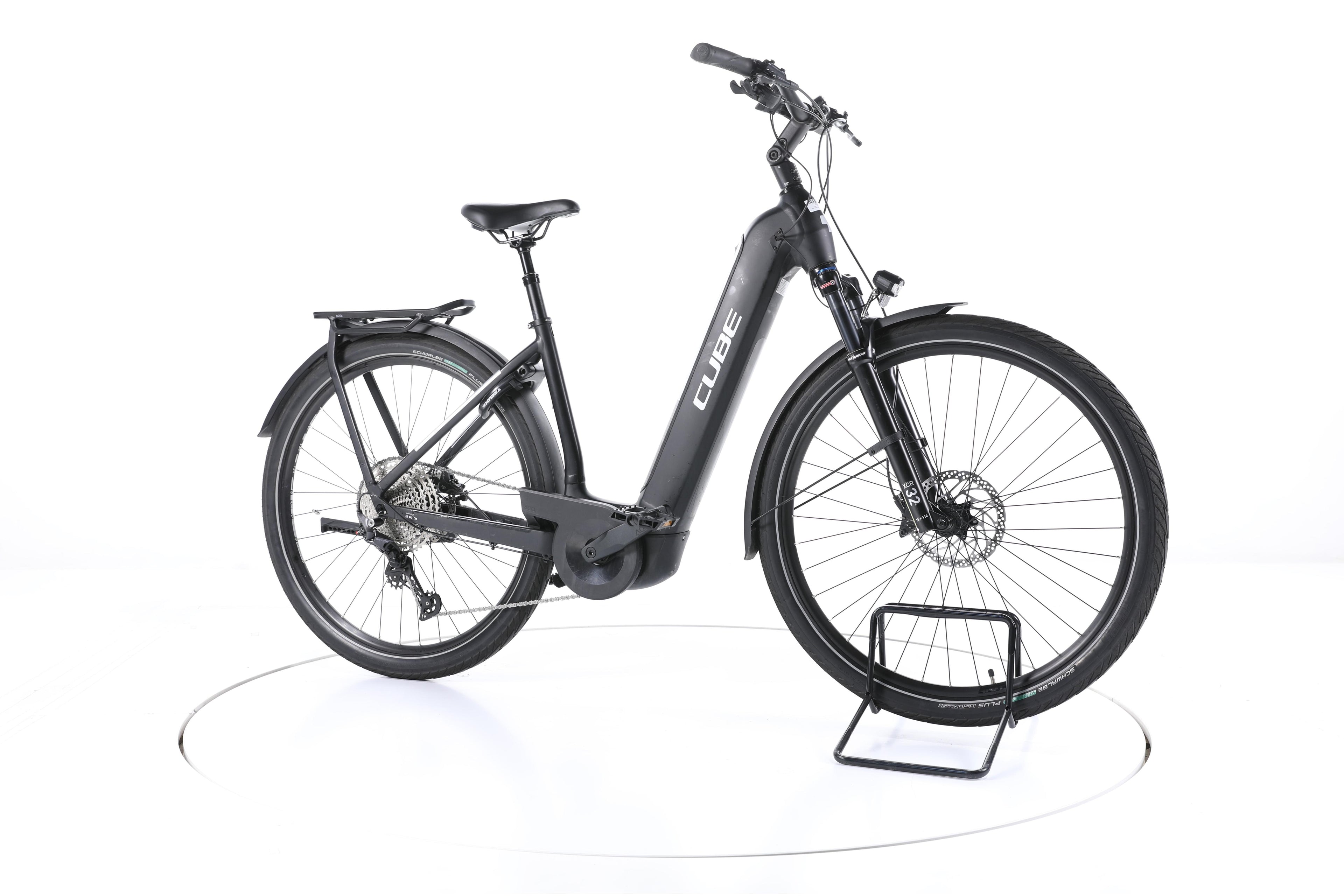 Cube Kathmandu Hybrid EXC Trekking E-Bike Tiefeinsteiger - Image 2