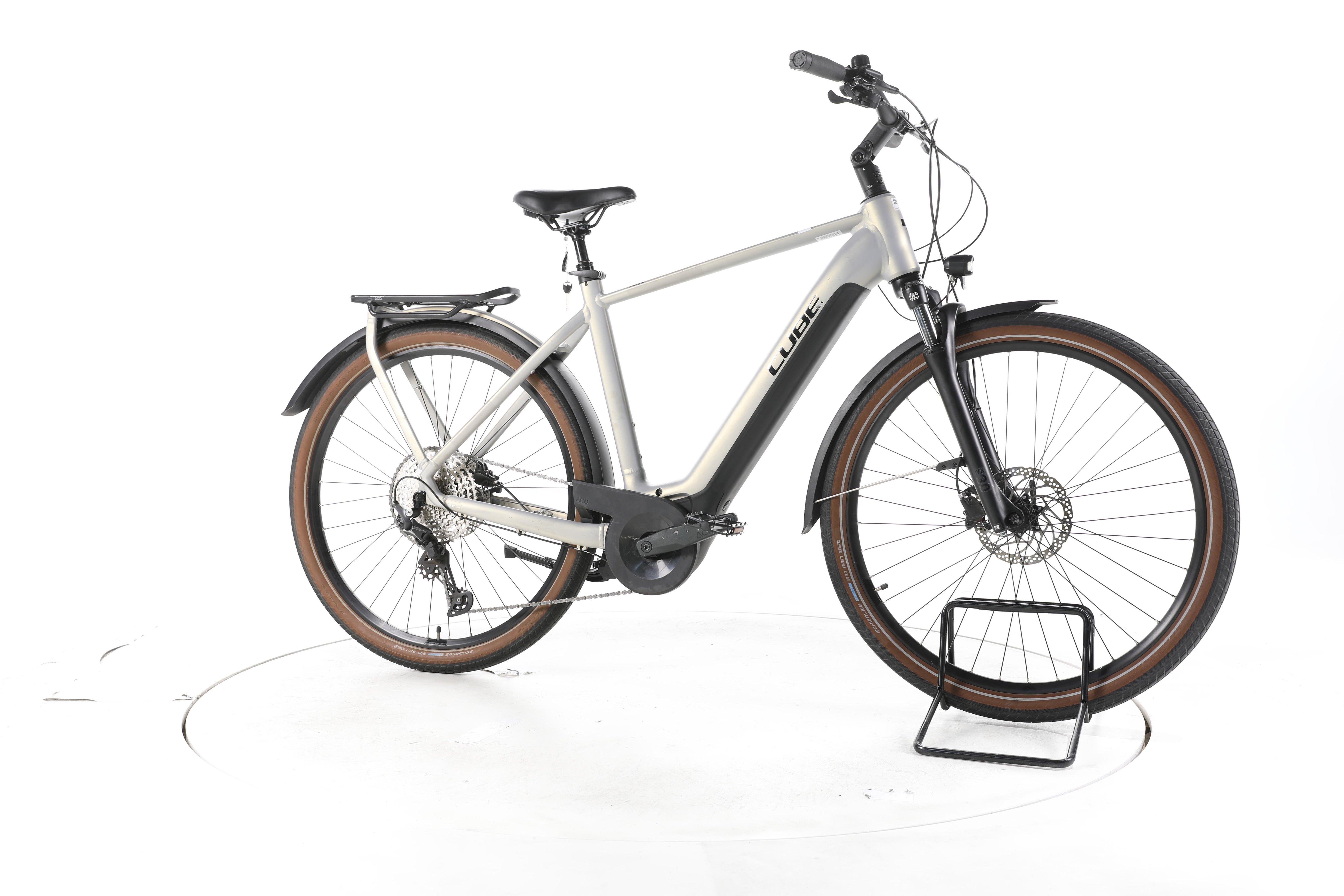 Cube Touring Hybrid Pro Trekking E-Bike - Image 2