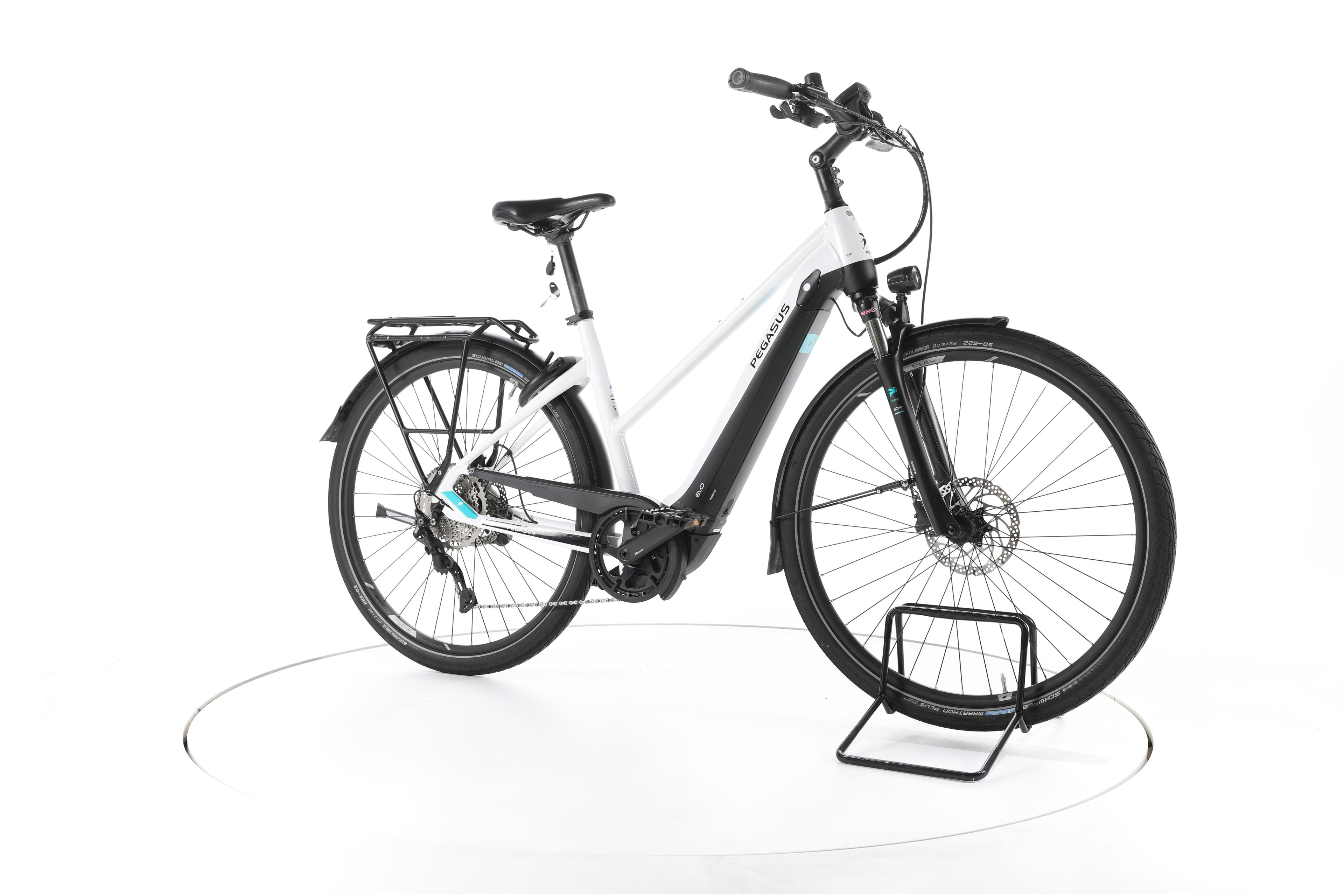 Pegasus Premio EVO 10 Lite Trekking E-Bike - Image 2