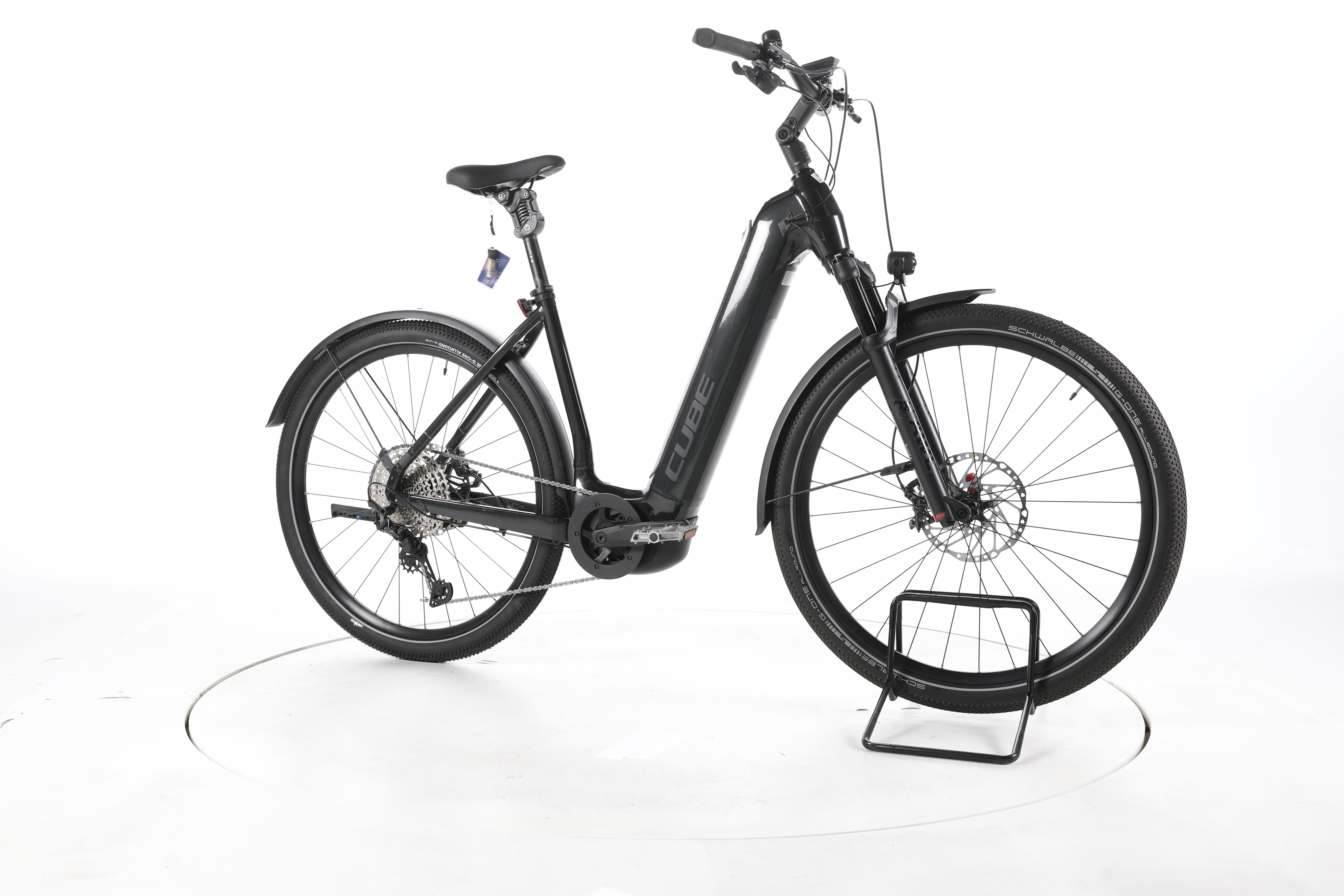 Cube Nuride Hybrid SLT Allroad Trekking E-Bike - Image 2