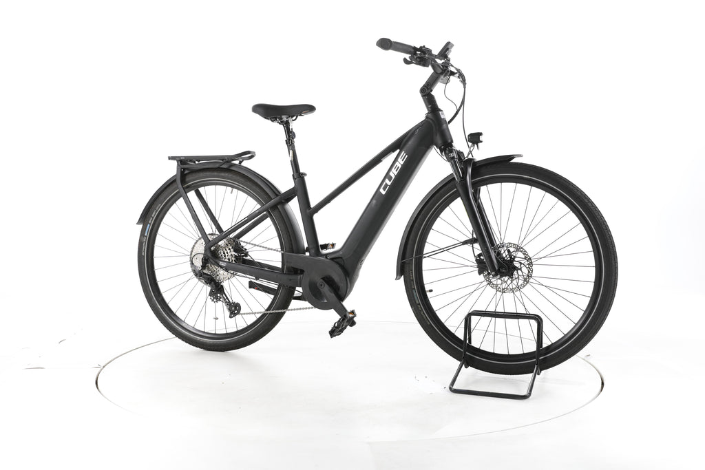 Cube Touring Hybrid Pro Trekking E-Bike - Image 2