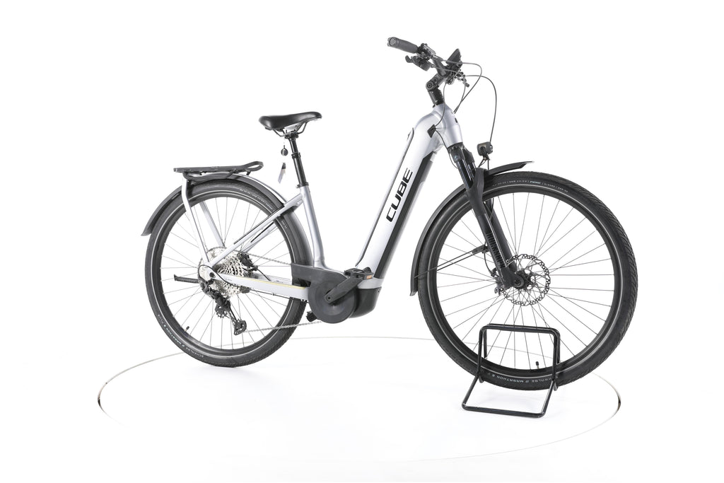 Cube Kathmandu Hybrid SL Trekking E-Bike Tiefeinsteiger - Image 2