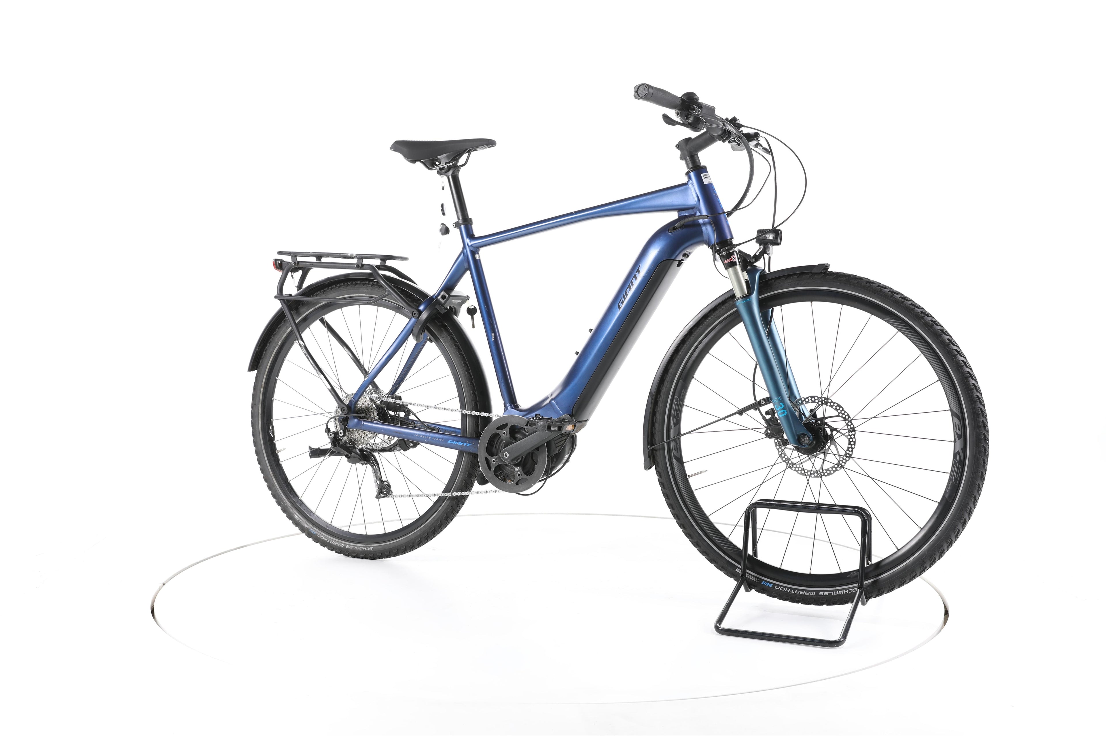 Giant Explore E+ 2 Trekking E-Bike - Image 2