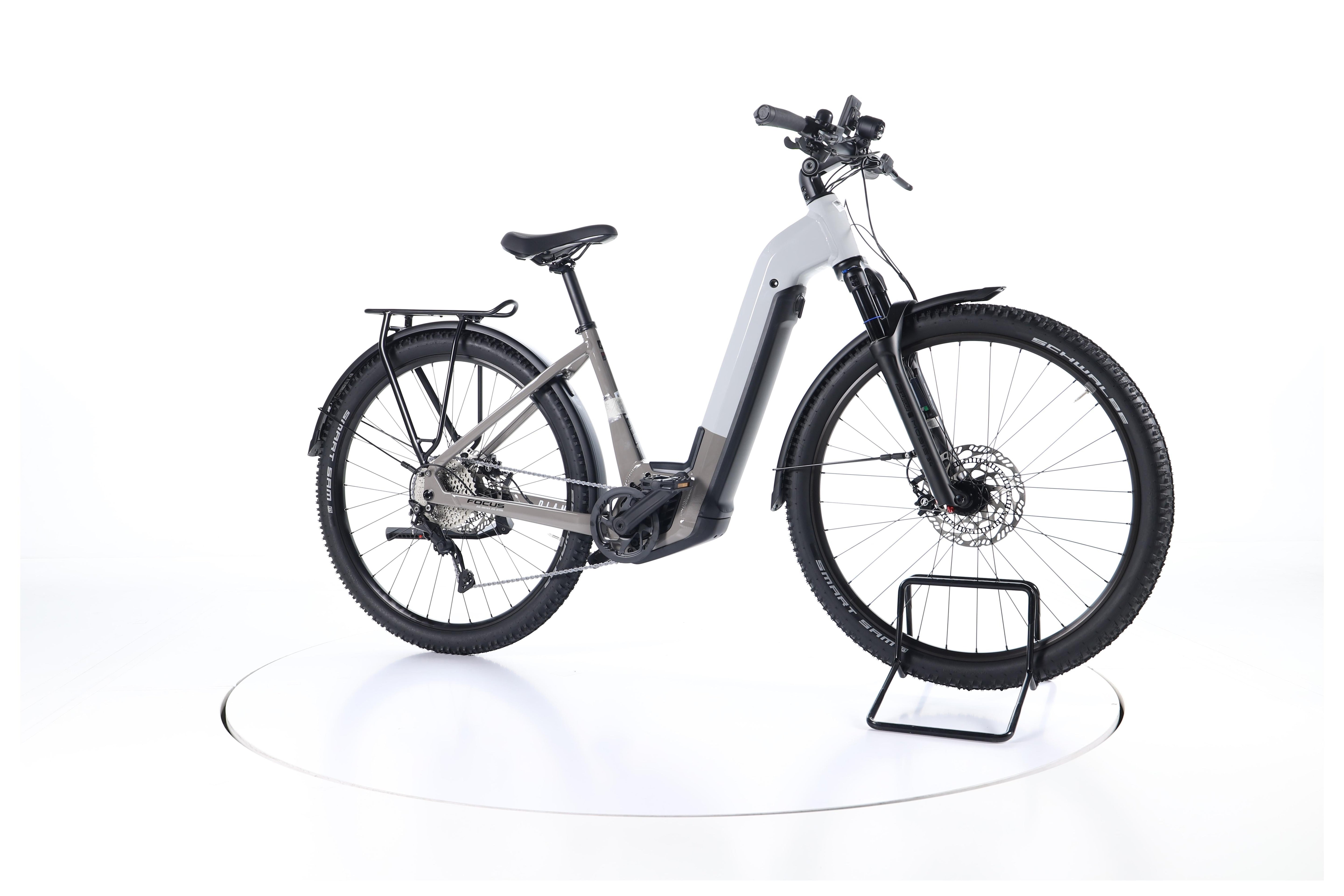 Focus Planet² 6.8 Trekking E-Bike Tiefeinsteiger 2023 - Image 2