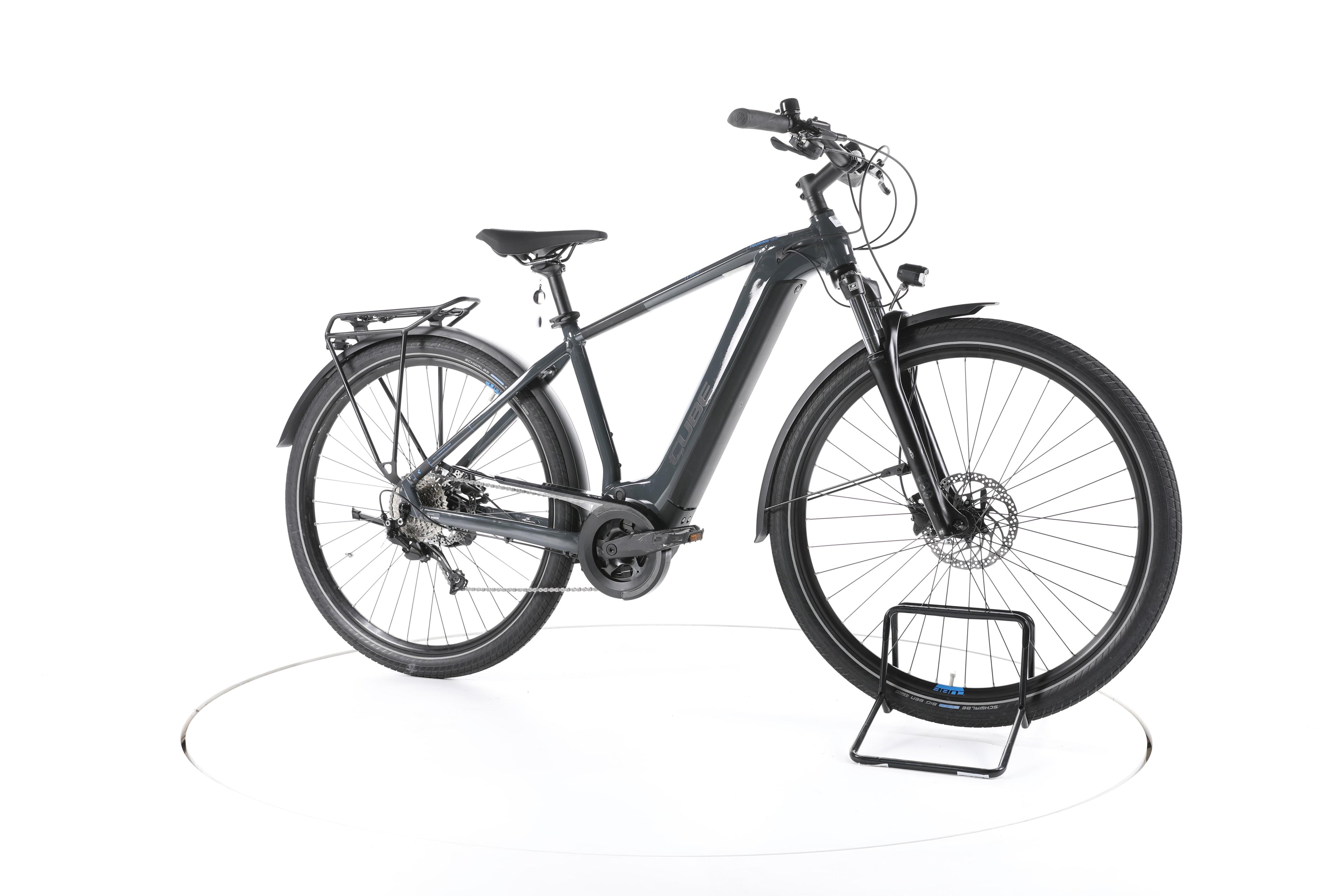 Cube Touring Hybrid One Trekking E-Bike - Image 2
