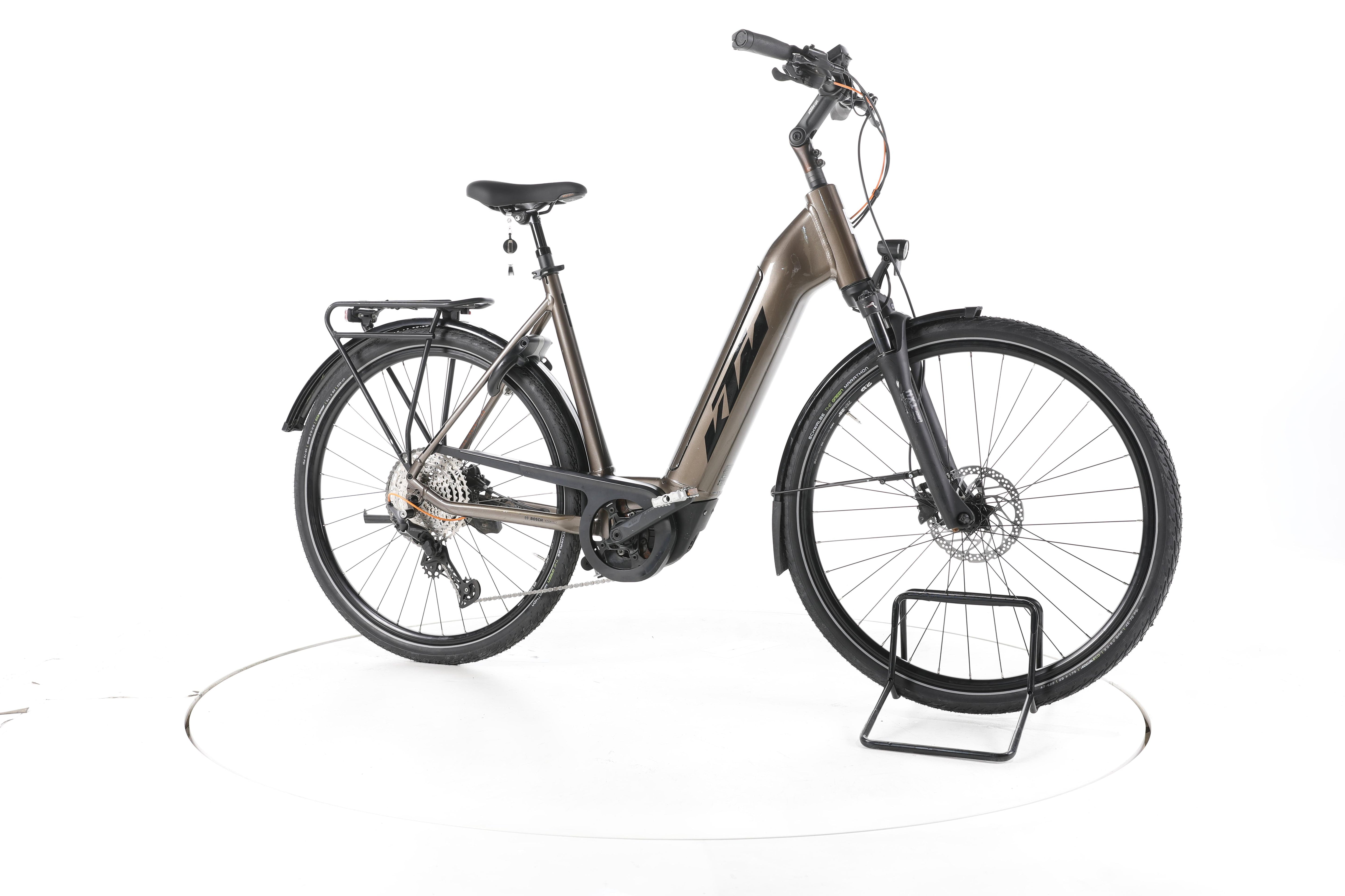 KTM Macina Ultimate Pro Trekking E-Bike Tiefeinsteiger - Image 2