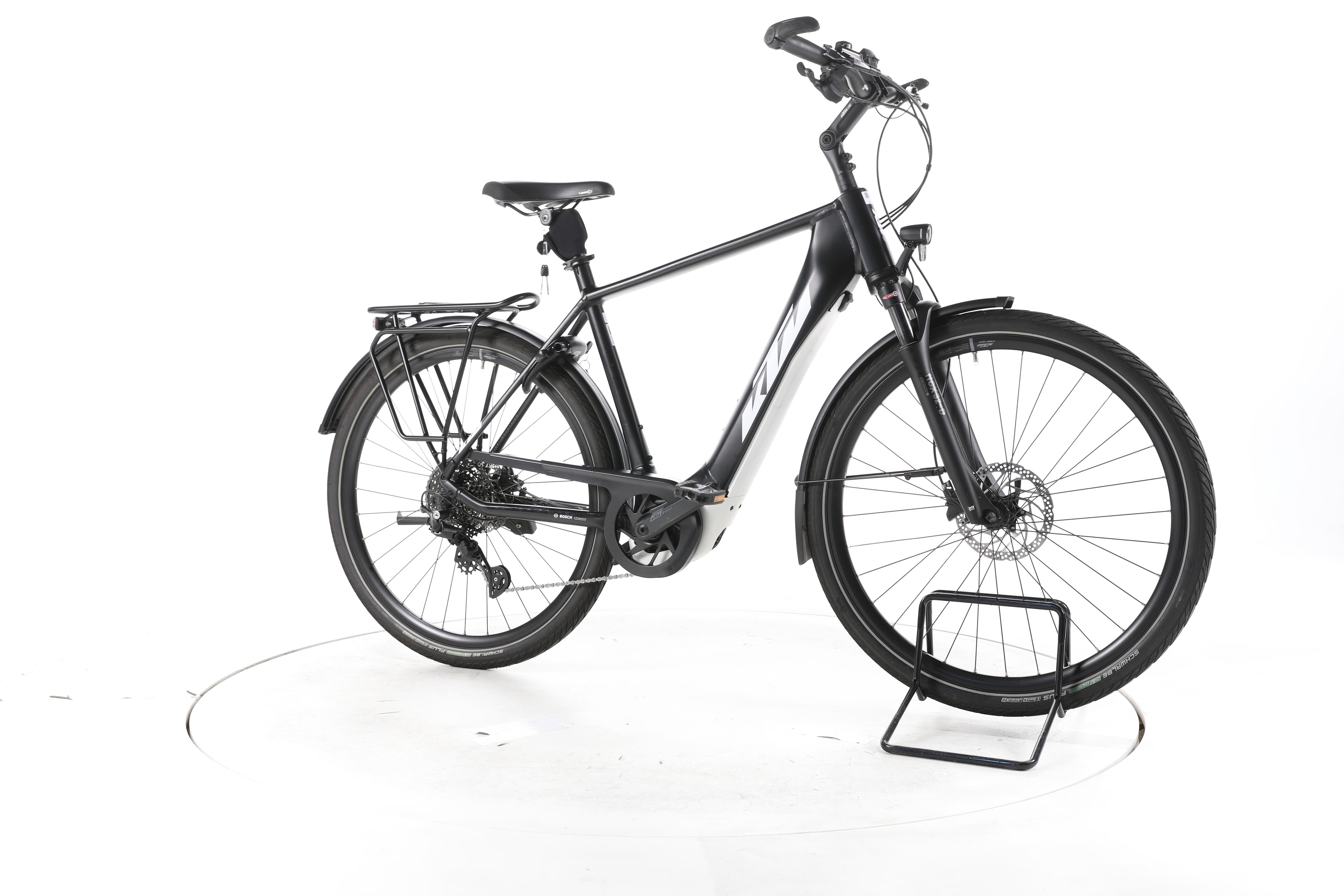KTM Macina Tour CX625 Trekking E-Bike - Image 2