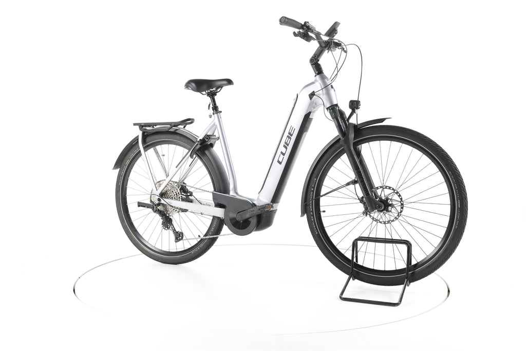Cube Kathmandu Hybrid SLX Trekking E-Bike Tiefeinsteiger 2024 - Image 2