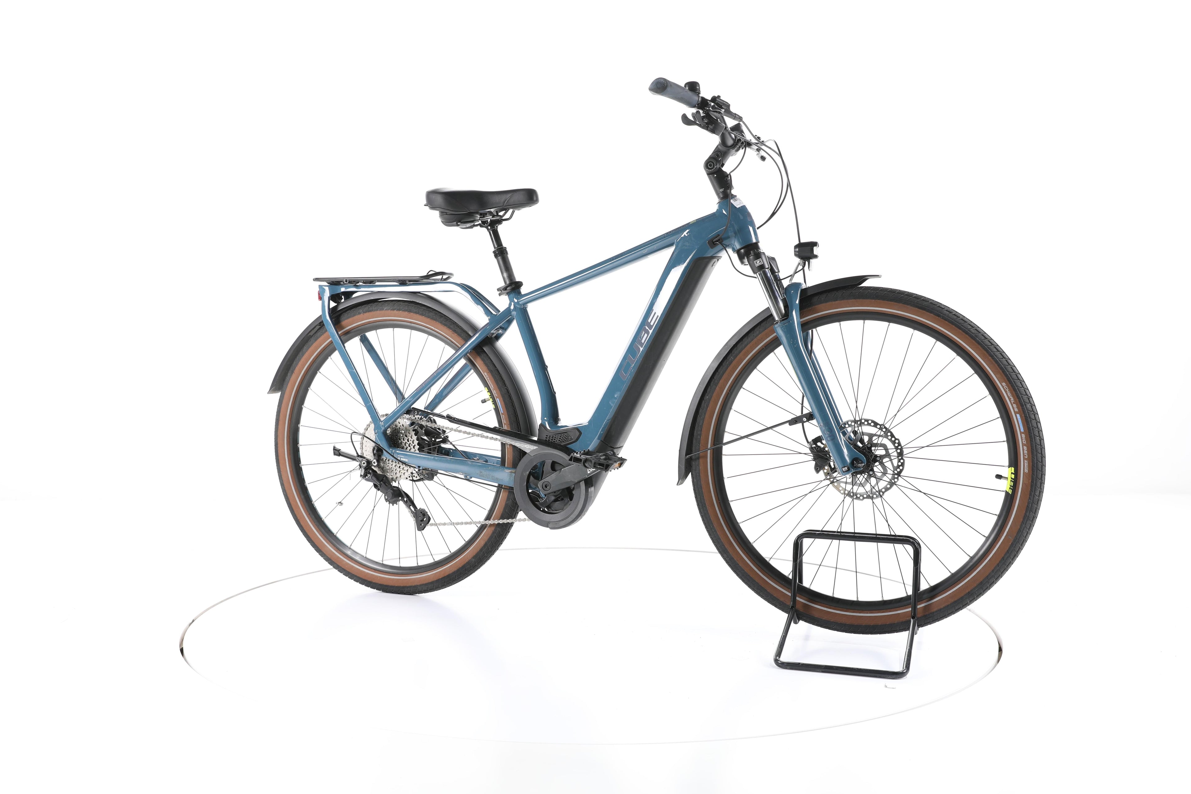 Cube Kathmandu Hybrid Pro Trekking E-Bike - Image 2