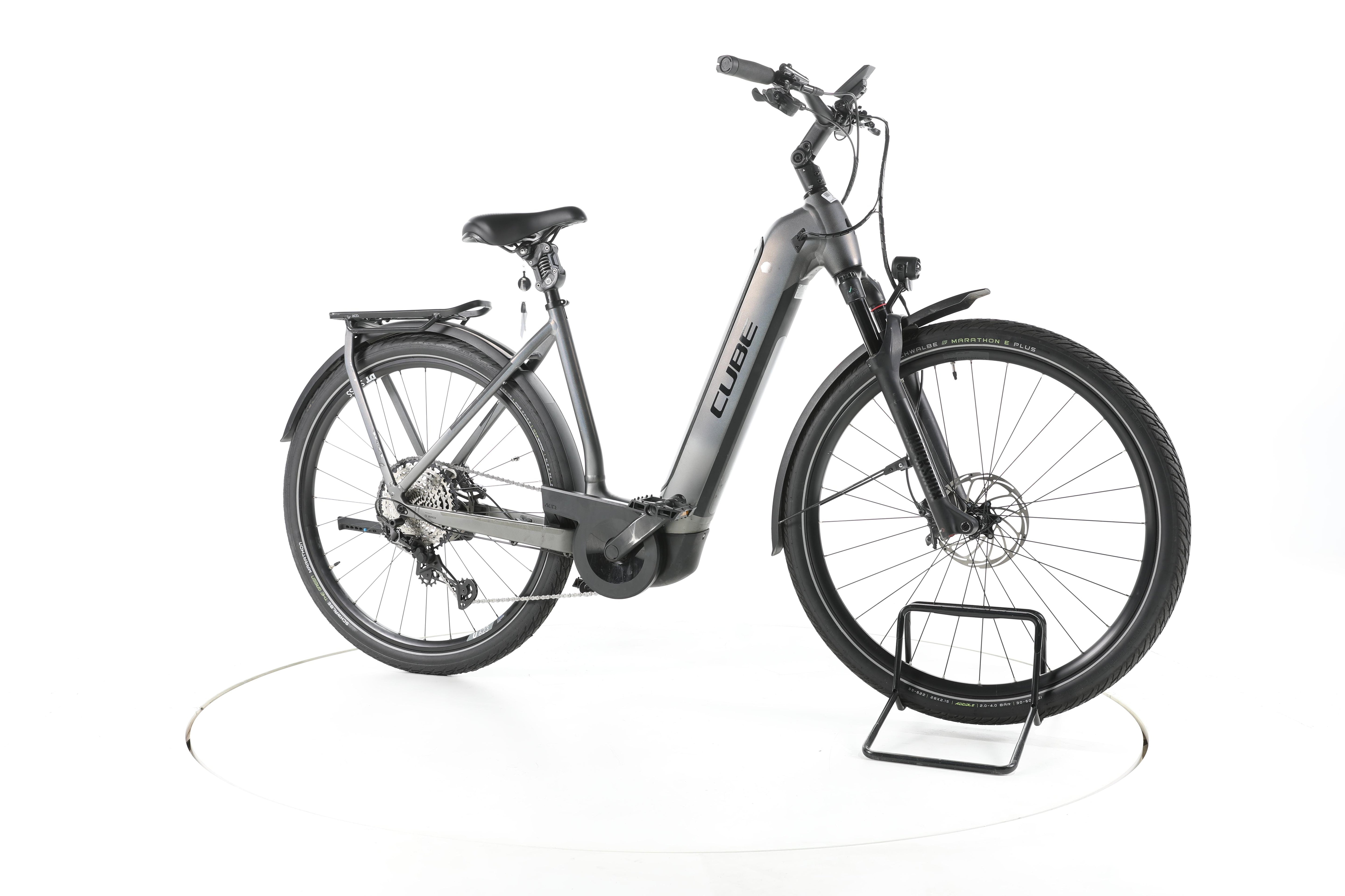 Cube Kathmandu Hybrid SLT Trekking E-Bike Tiefeinsteiger 2024 - Image 2
