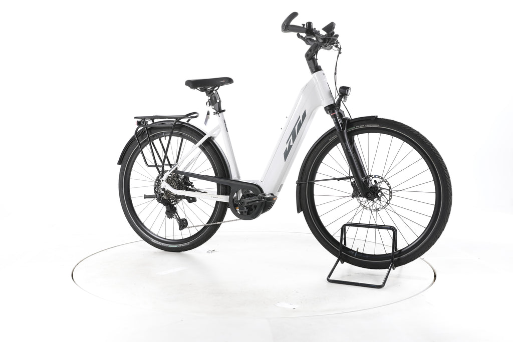 KTM Macina Style 720 Trekking E-Bike Tiefeinsteiger - Image 2