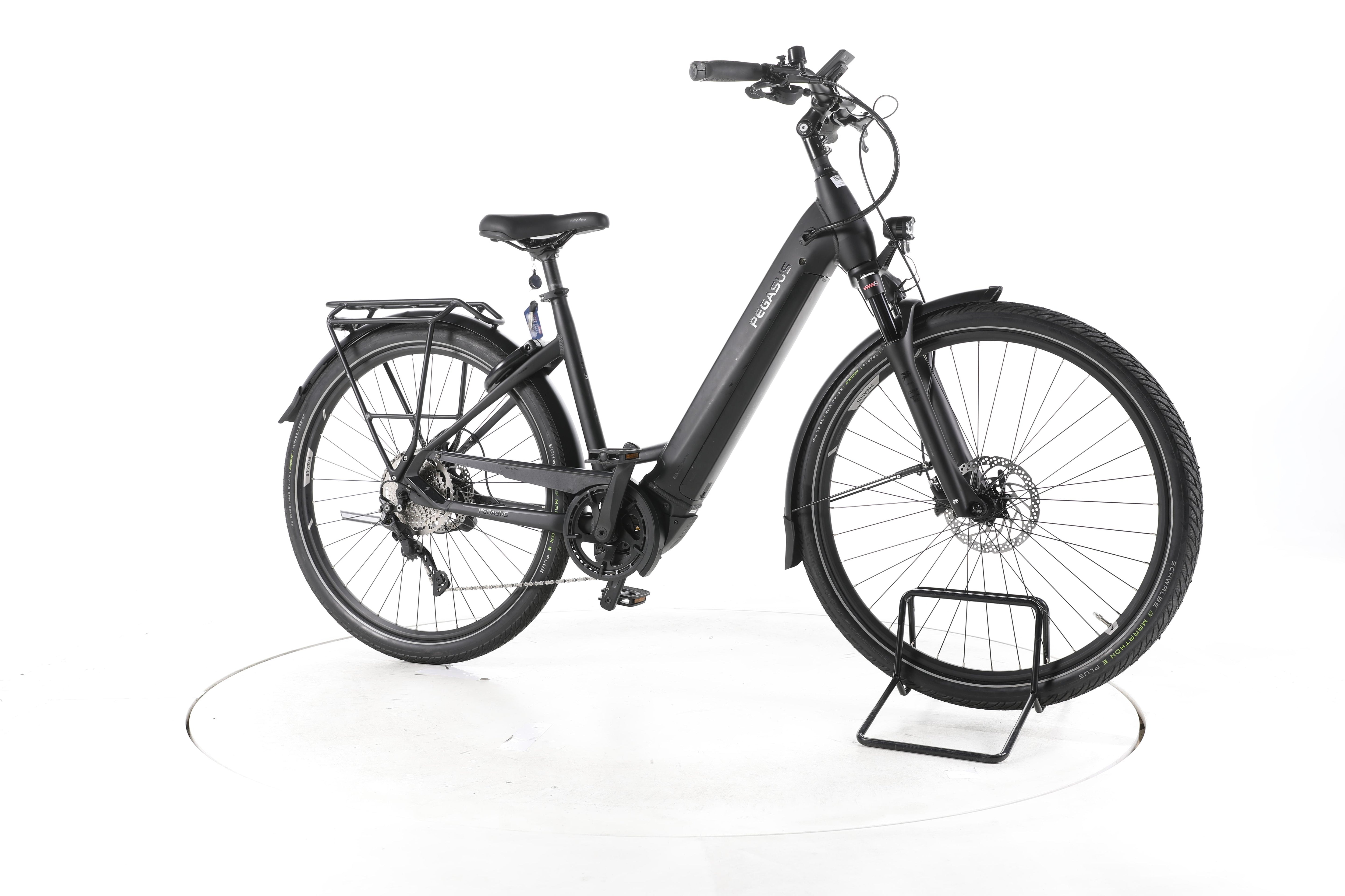 Pegasus Premio EVO Lite Trekking E-Bike Tiefeinsteiger - Image 2