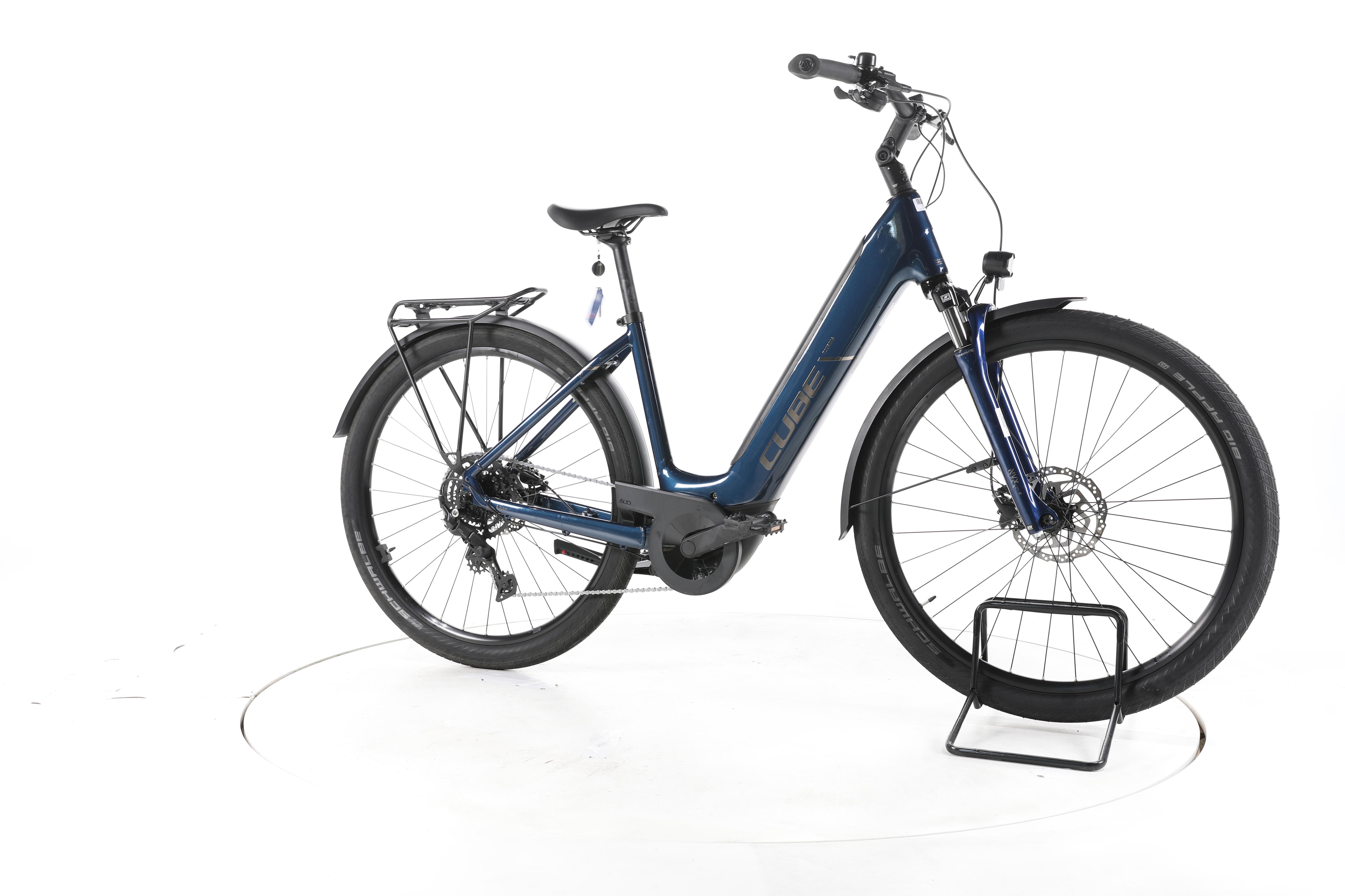 Cube Touring Hybrid ONE Trekking E-Bike Tiefeinsteiger 2025 - Image 2
