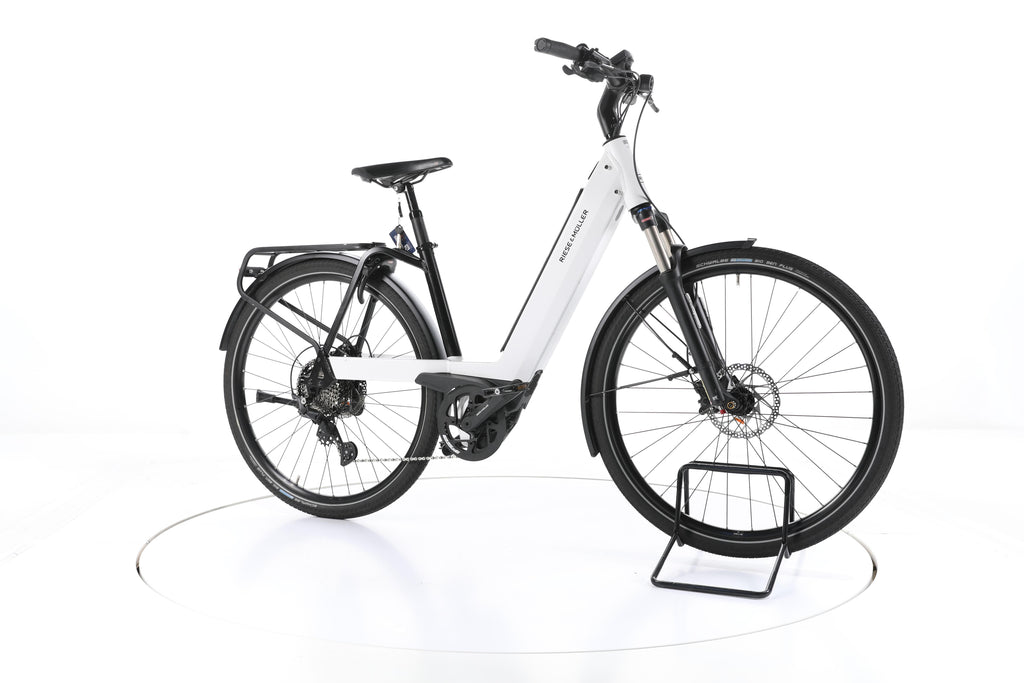 Riese & Müller Nevo touring Trekking E-Bike Tiefeinsteiger - Image 2