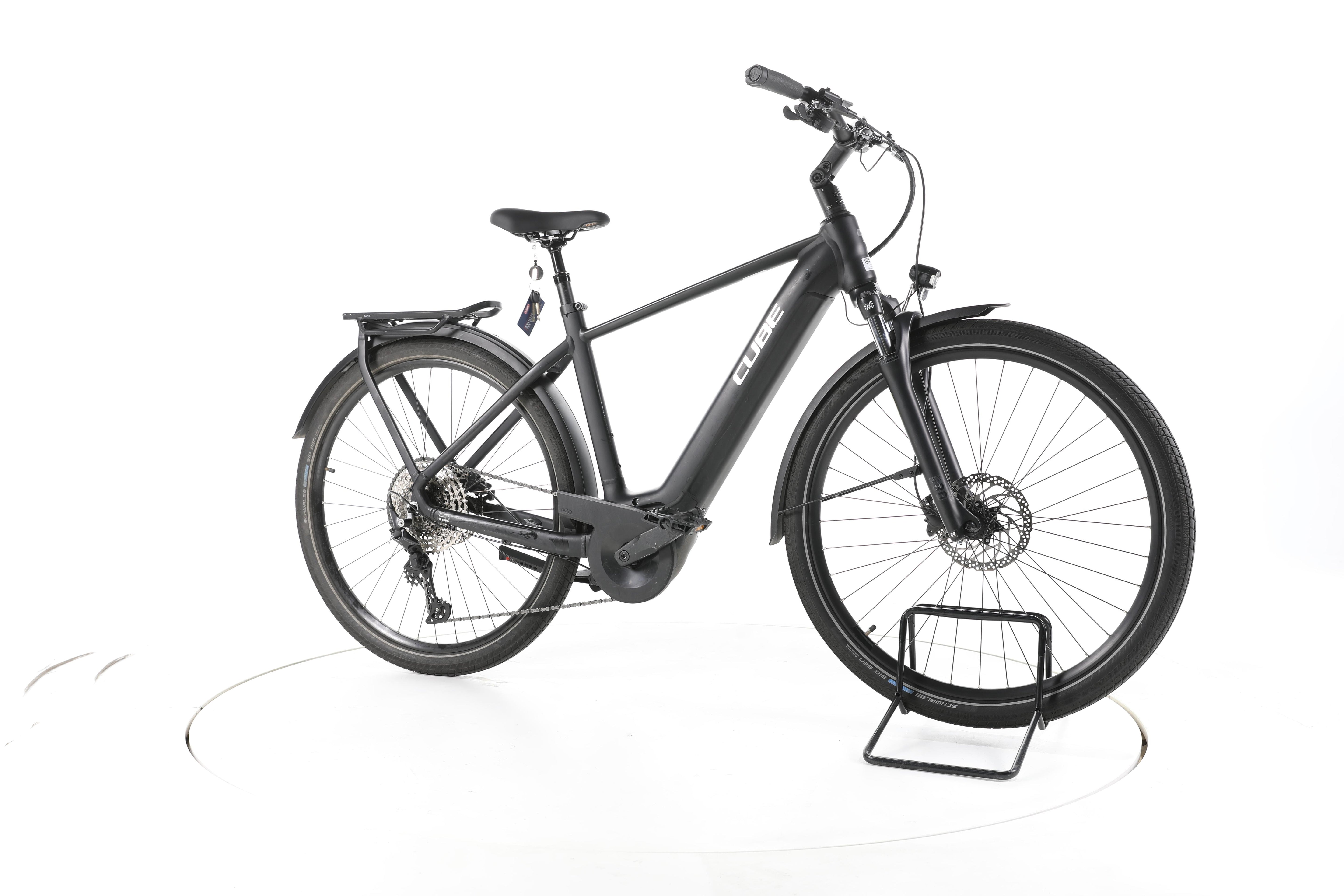 Cube Touring Hybrid Pro Trekking E-Bike 2023 - Image 2