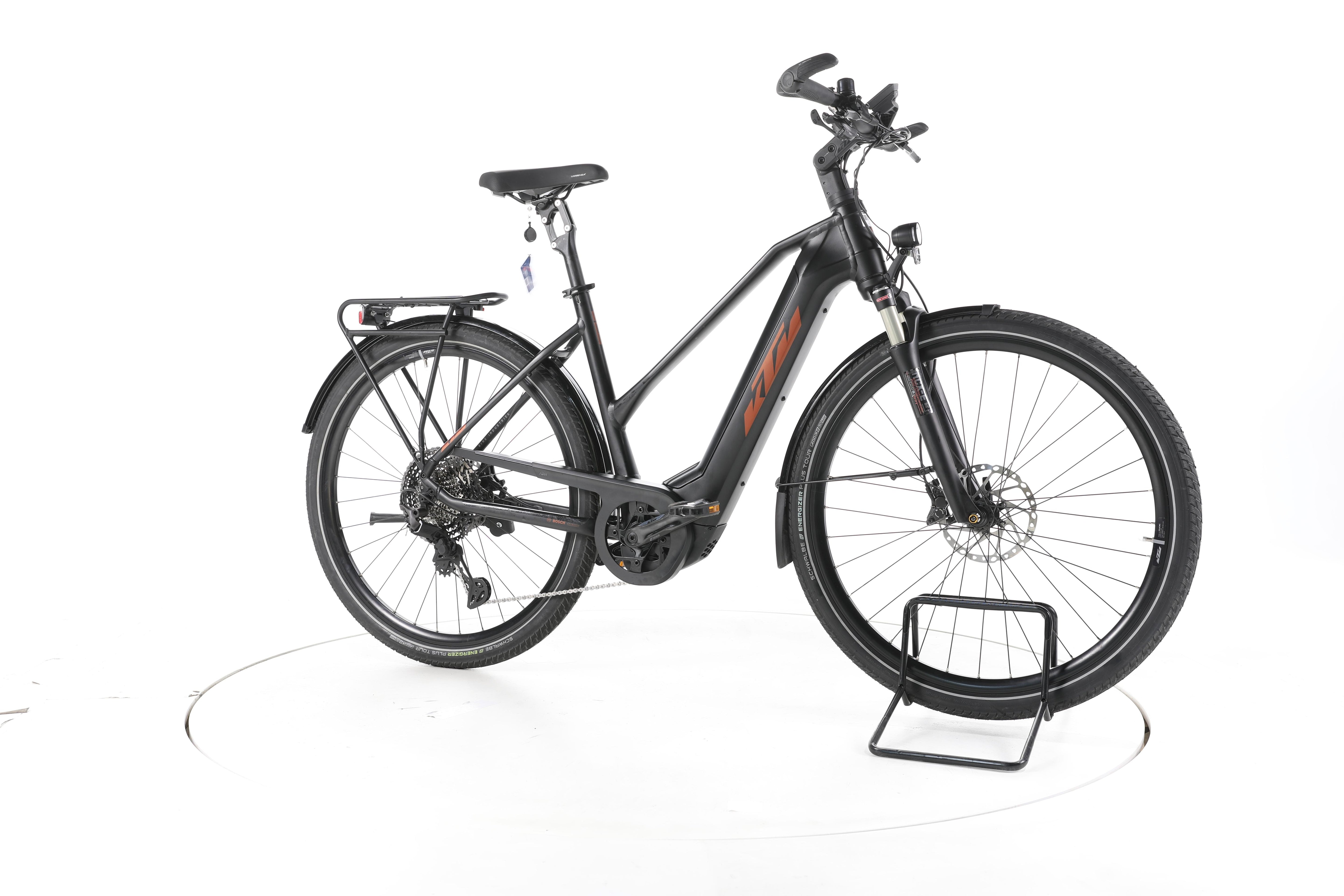 KTM Macina Ultimate XTS Trekking E-Bike - Image 2