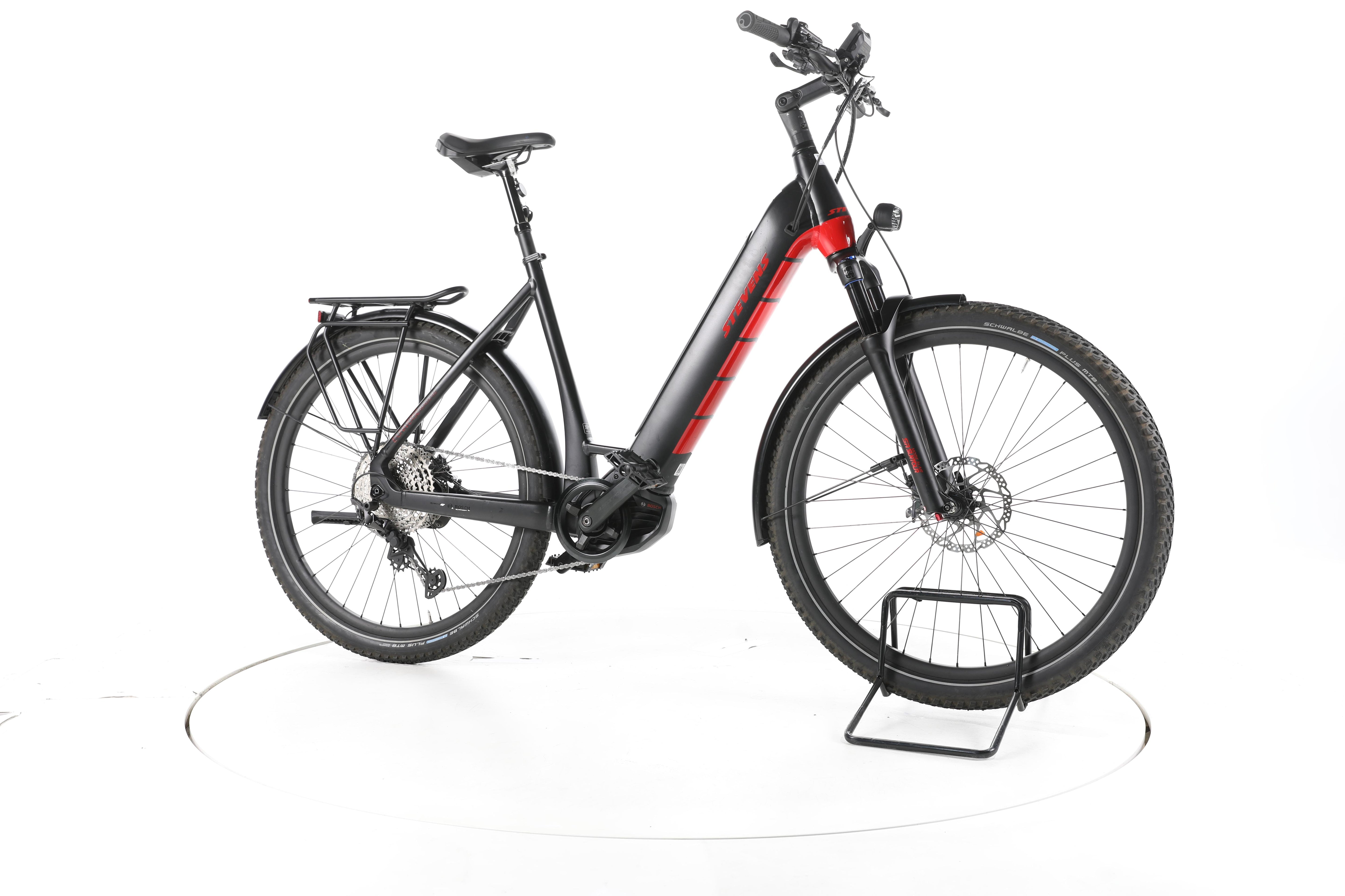 Stevens E-Universe 9.6 Plus FEQ Forma Trekking E-Bike Tiefeinsteiger - Image 2