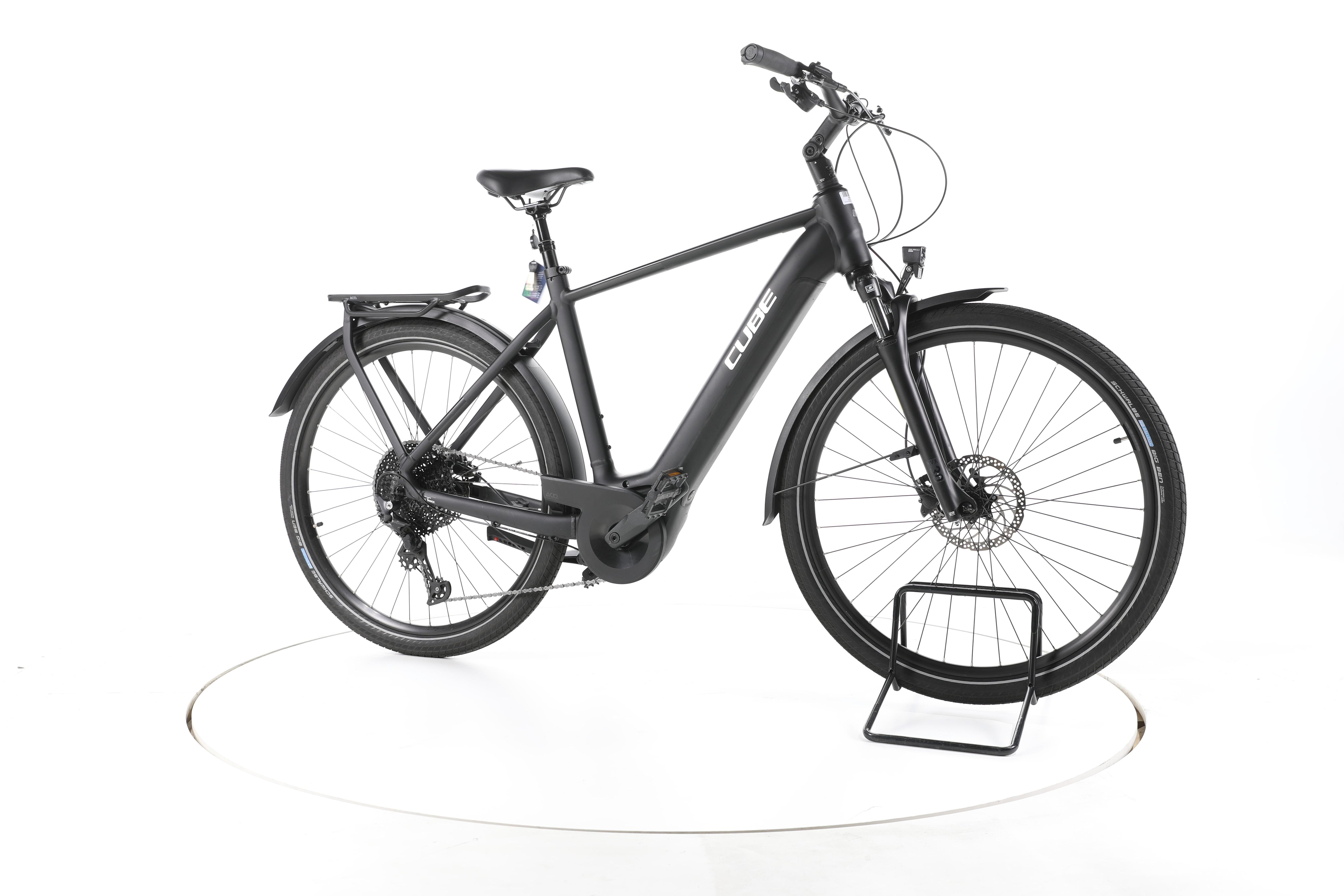 Cube Touring Hybrid Pro Trekking E-Bike - Image 2