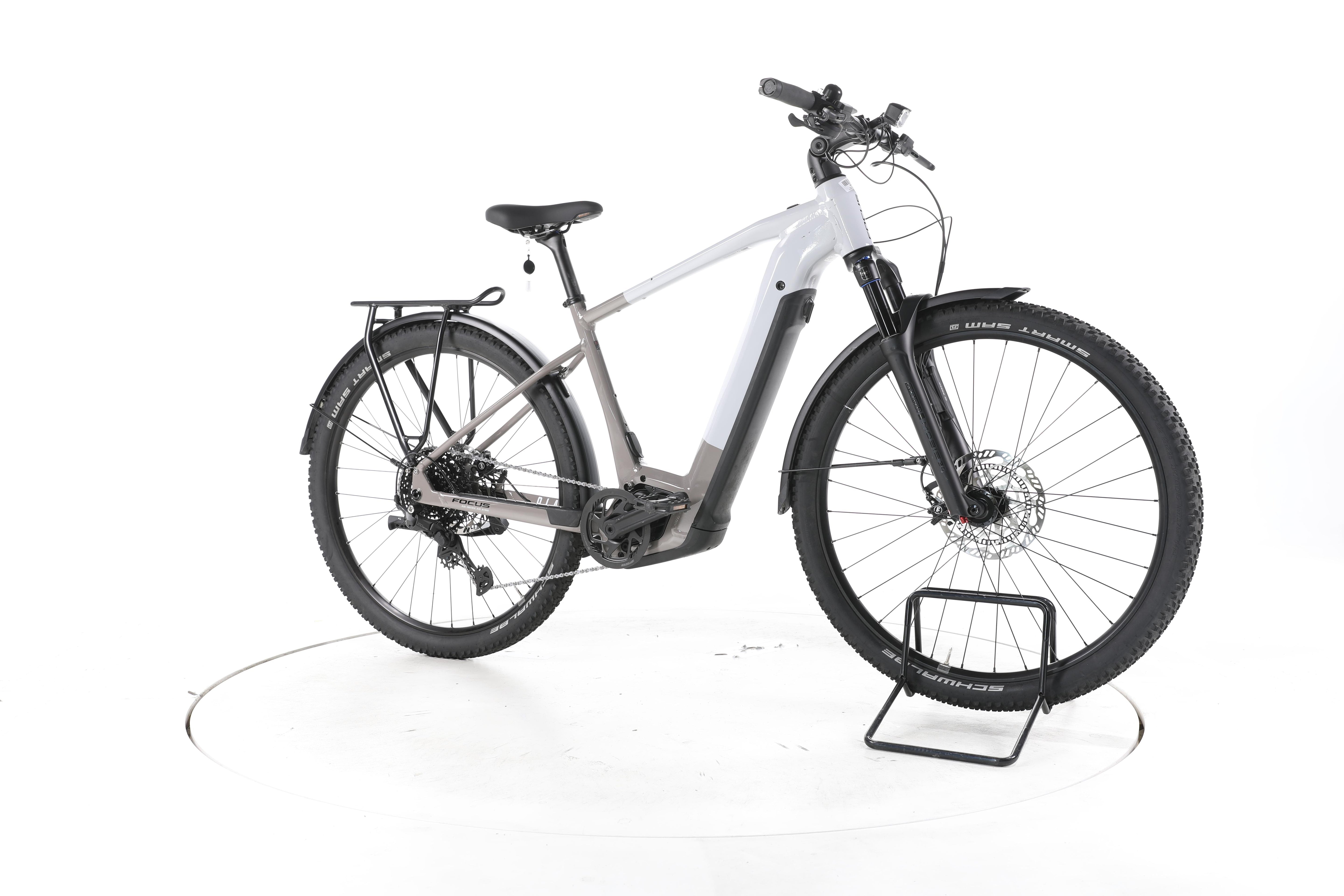 Focus PLANET² 6.8 Trekking E-Bike - Image 2