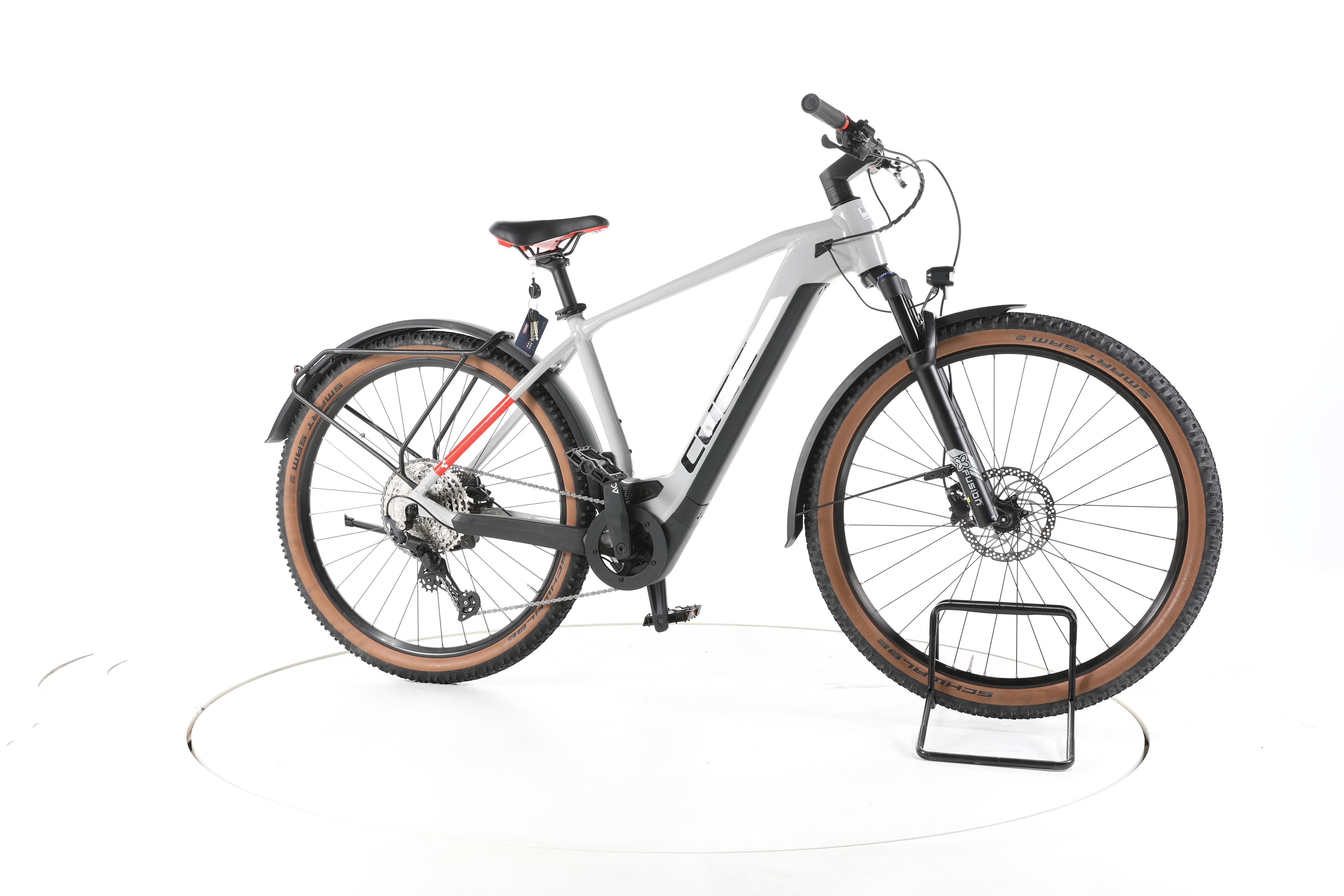 Cube Reaction Hybrid Pro Allroad Trekking E-Bike - Image 2