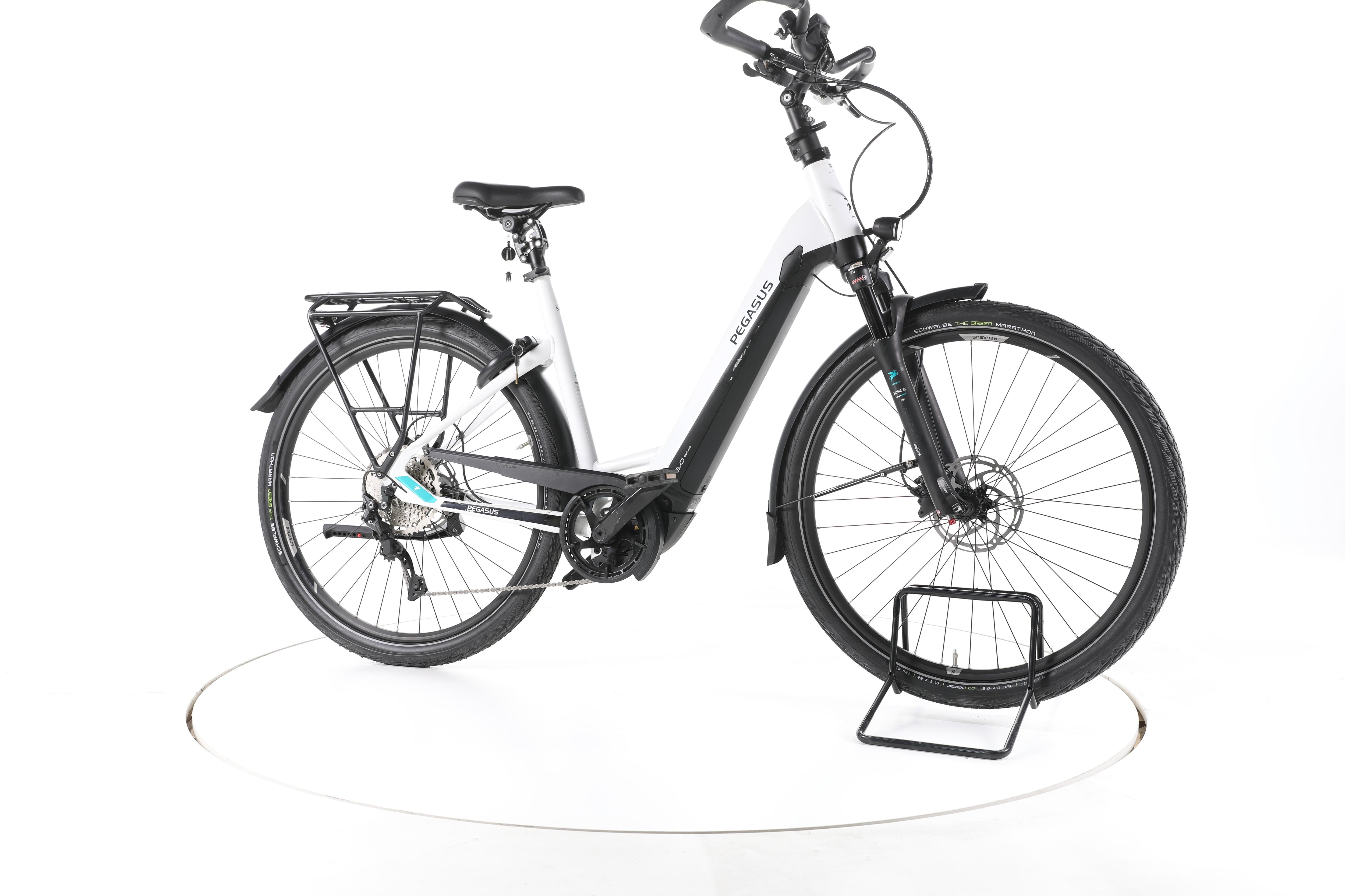 Pegasus Premio Evo 10 Lite Comfort Trekking E-Bike Tiefeinsteiger - Image 2