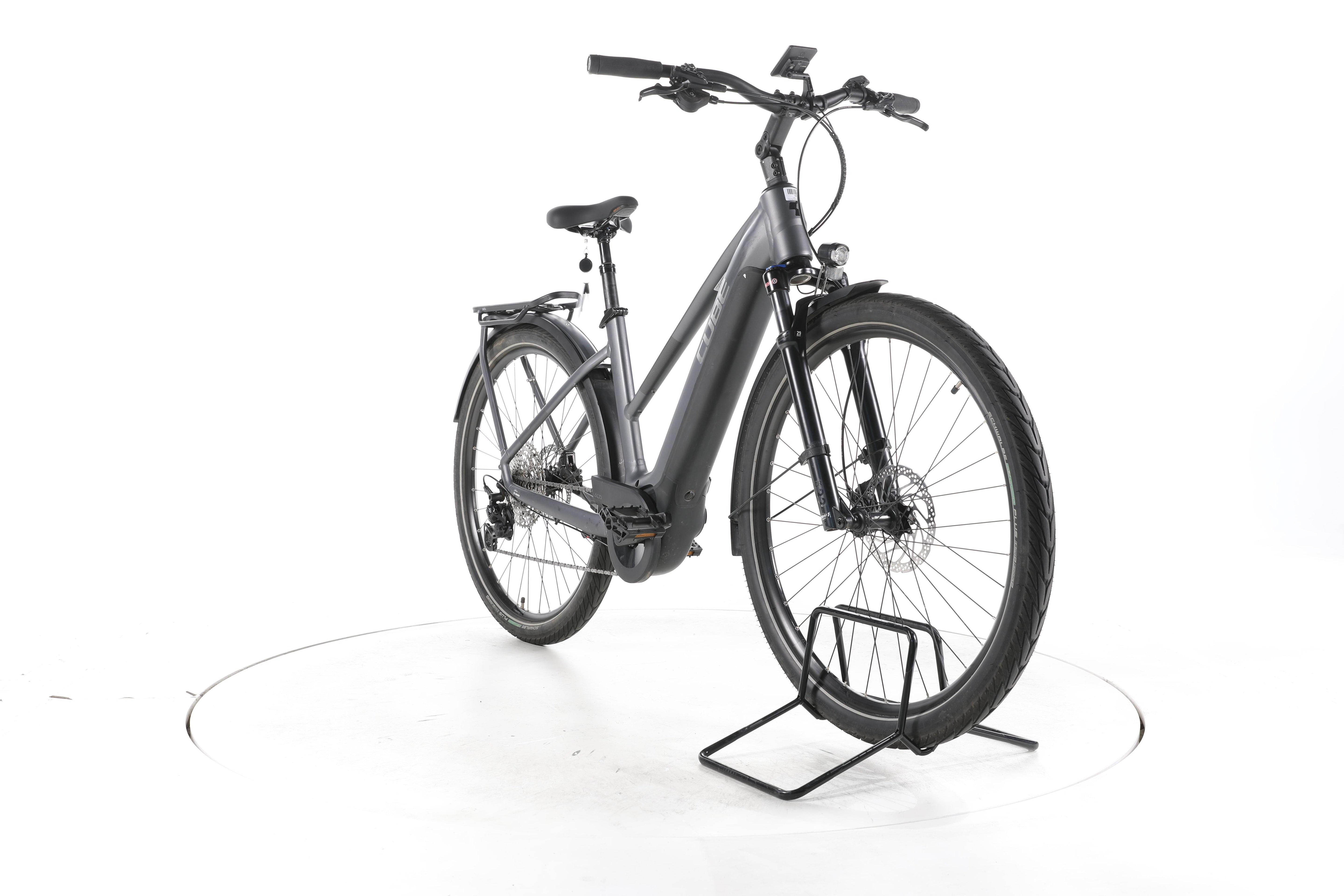 Cube Touring Hybrid EXC Trekking E-Bike - Image 3