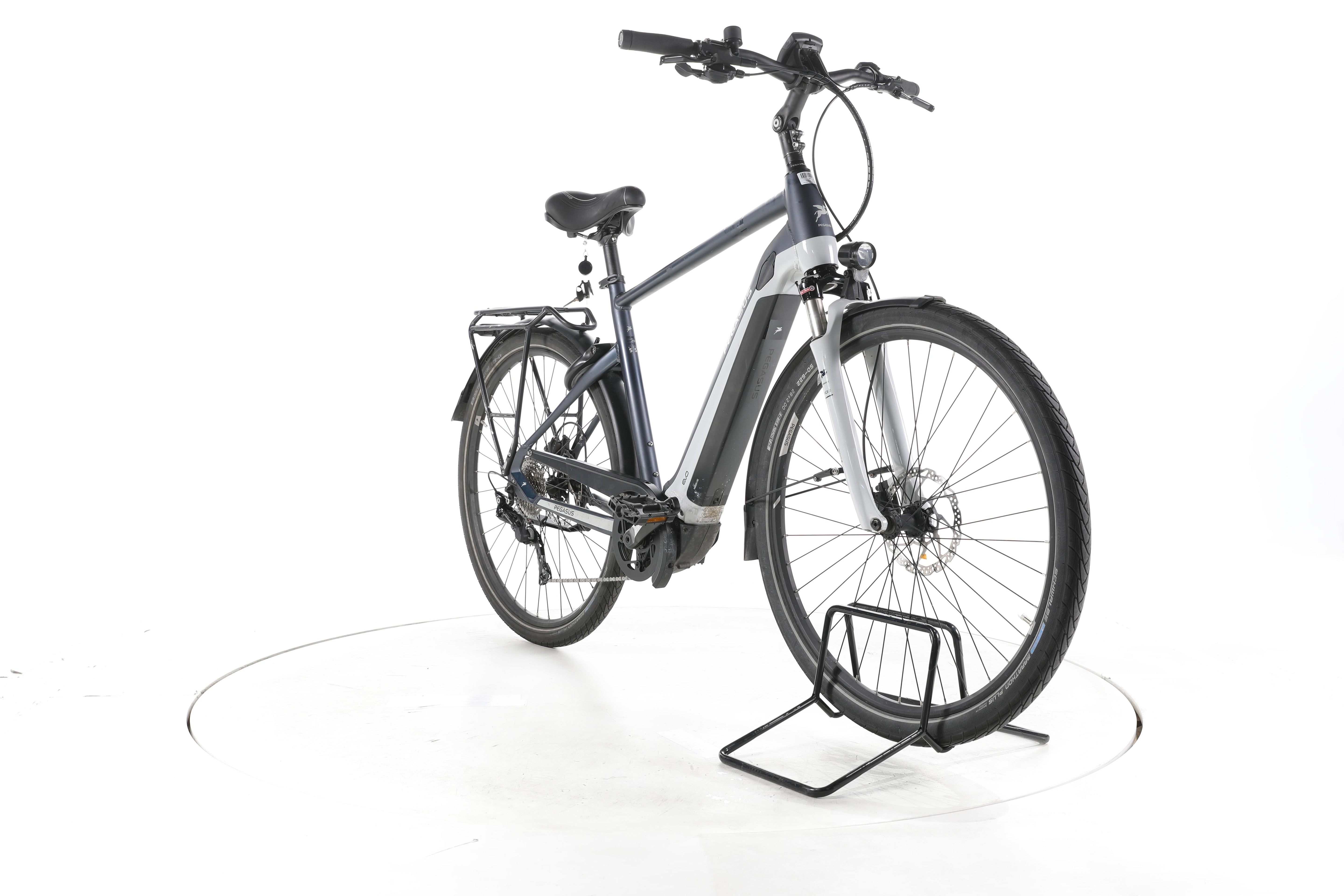 Pegasus Premio EVO 10 Lite Trekking E-Bike - Image 3
