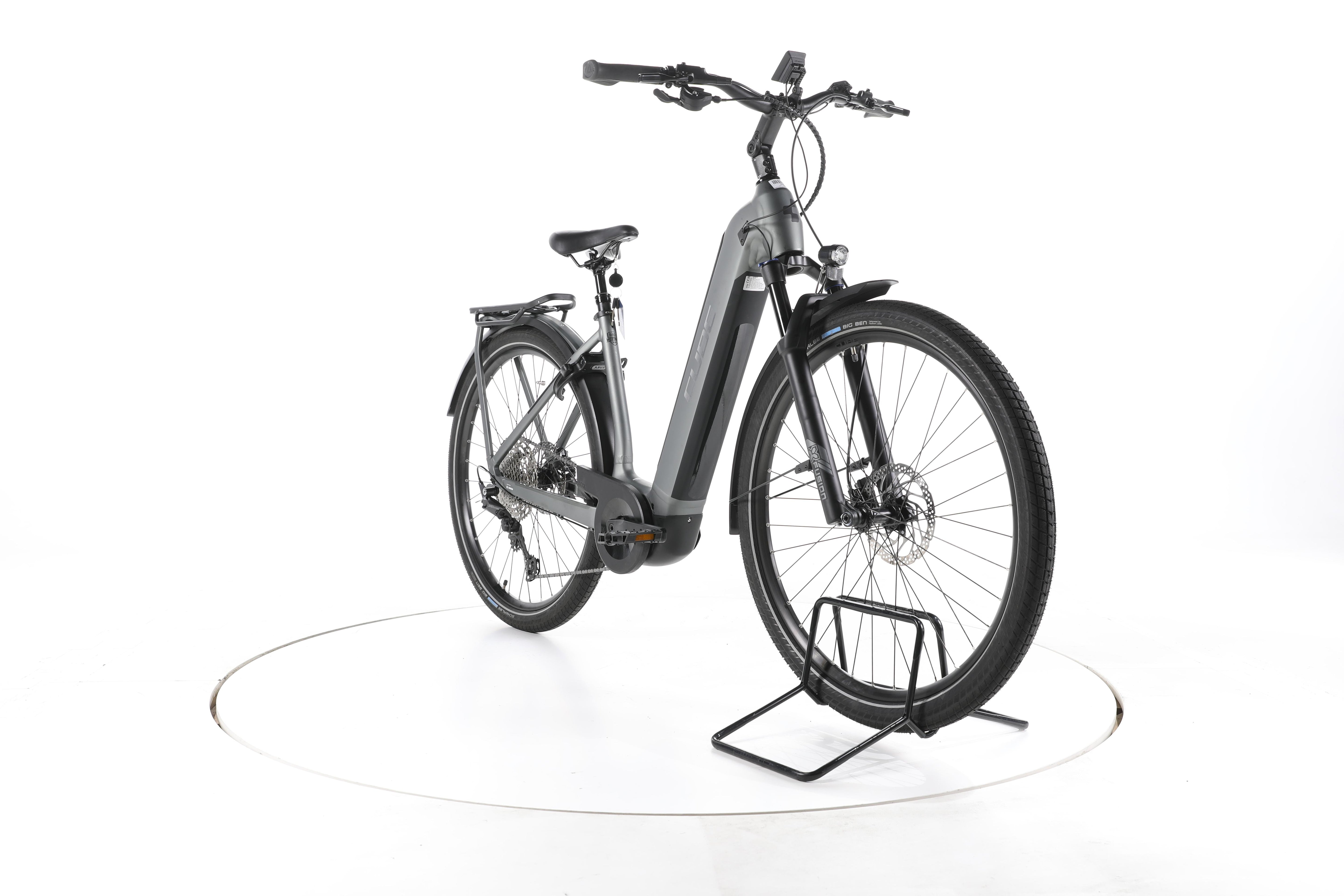 Cube Kathmandu Hybrid Pro Trekking E-Bike Tiefeinsteiger - Image 3
