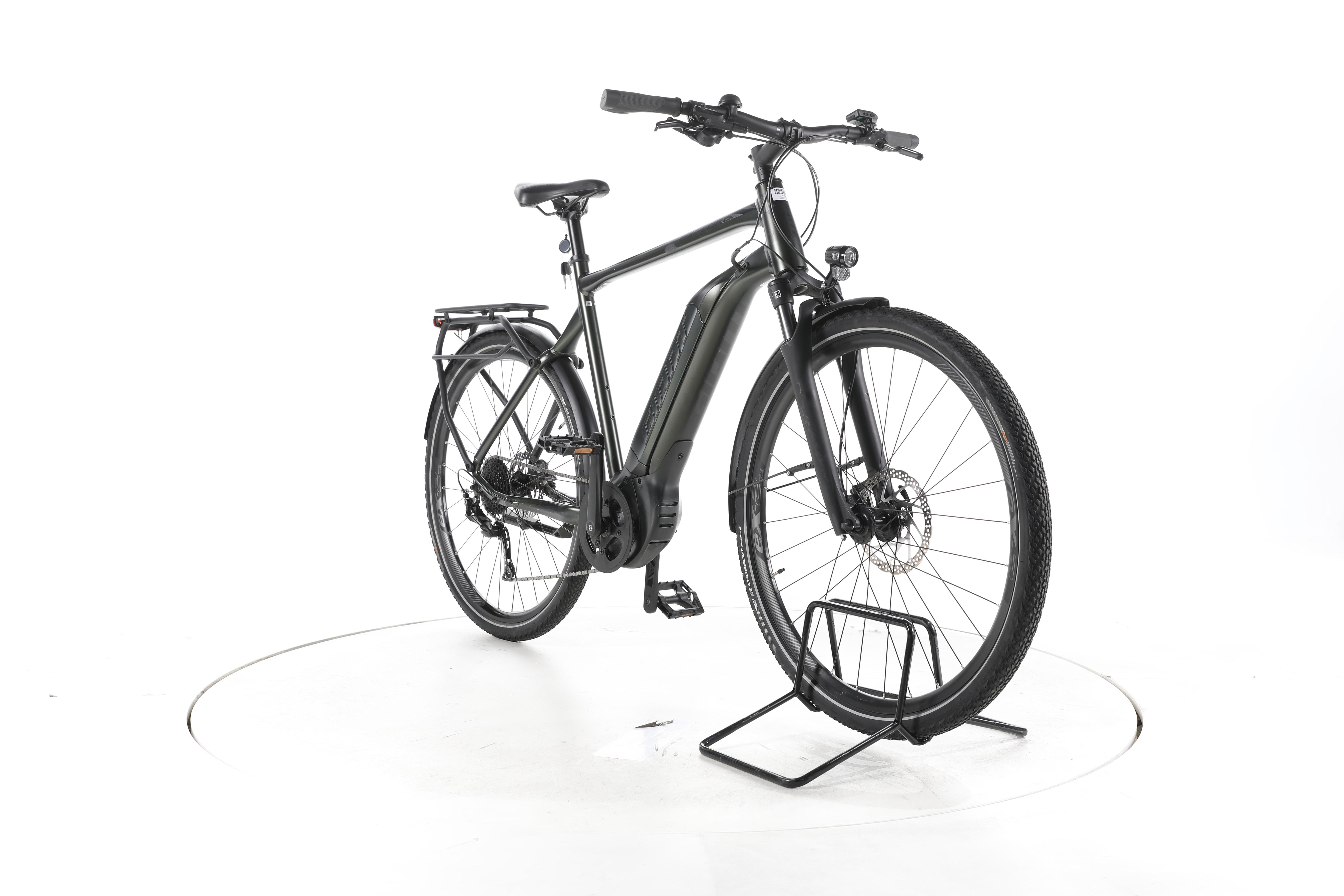 Giant Explore E+ 3 Trekking E-Bike - Image 3