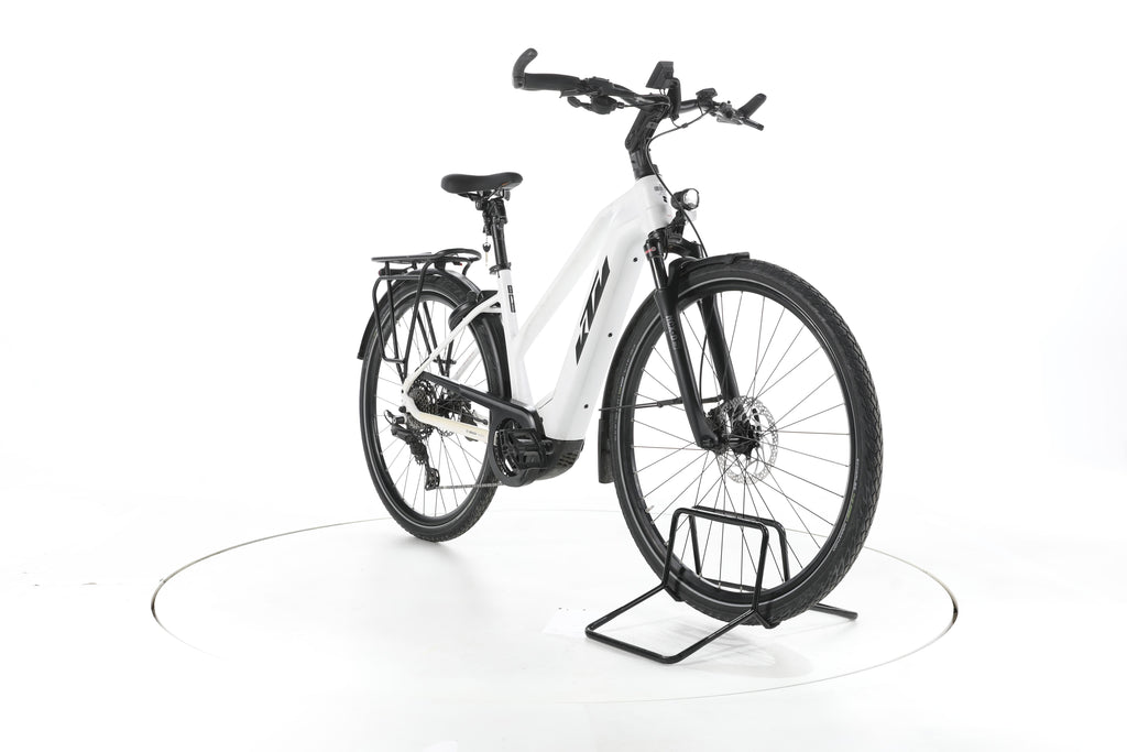 KTM Cento 10 Plus Trekking E-Bike - Image 3