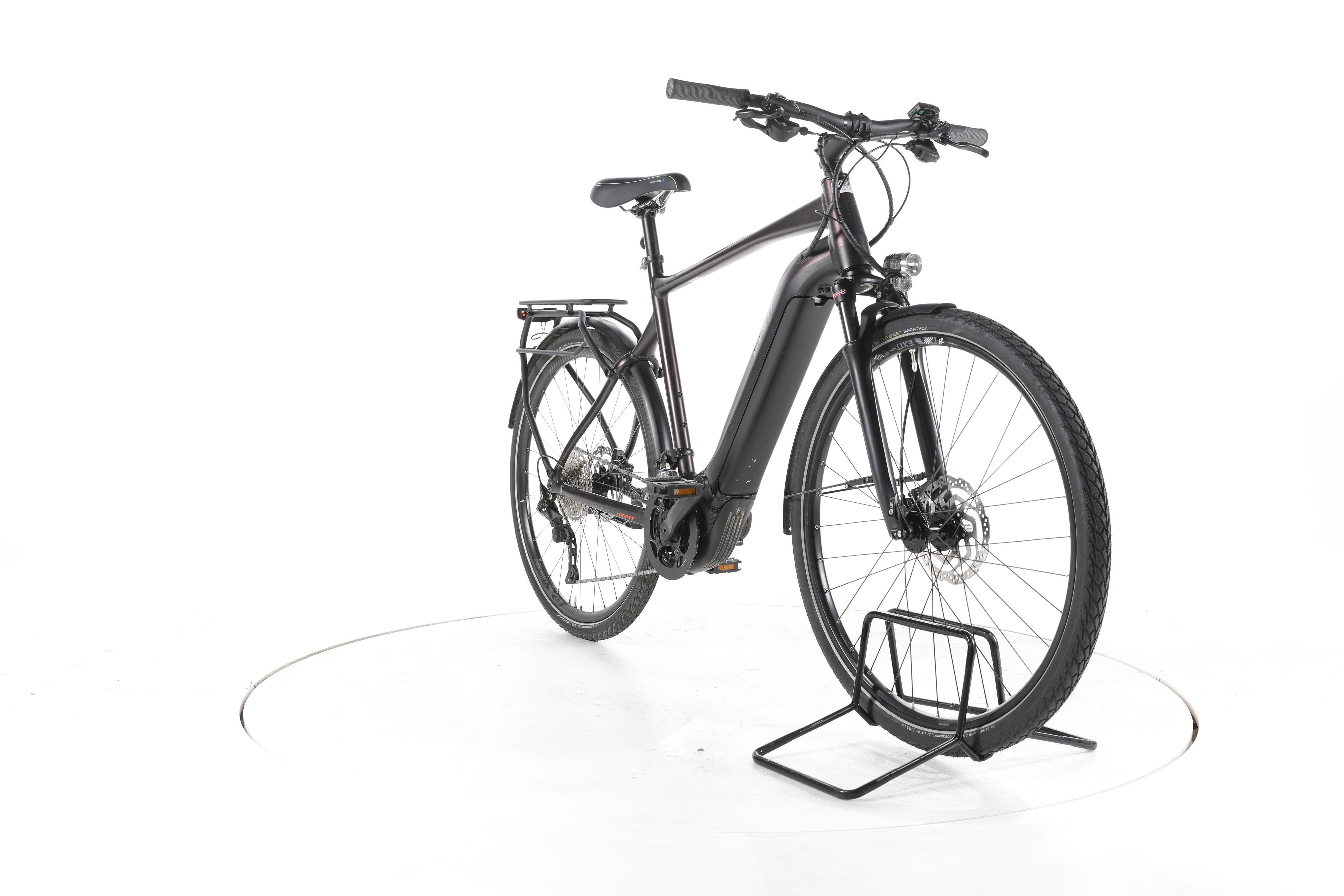 Giant Explore E+ Pro 1 Trekking E-Bike - Image 3
