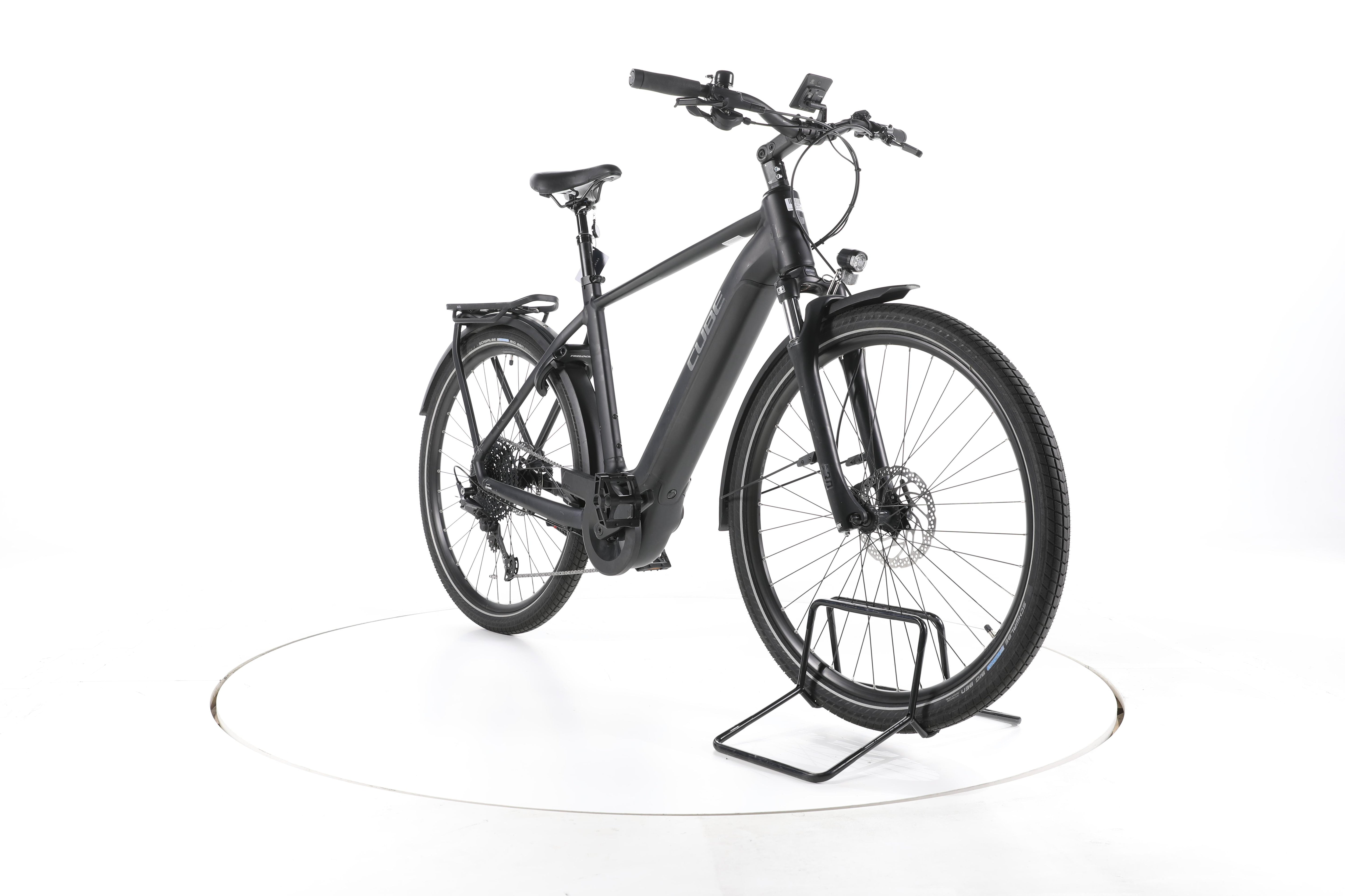 Cube Touring Hybrid Pro 625 Trekking E-Bike - Image 3
