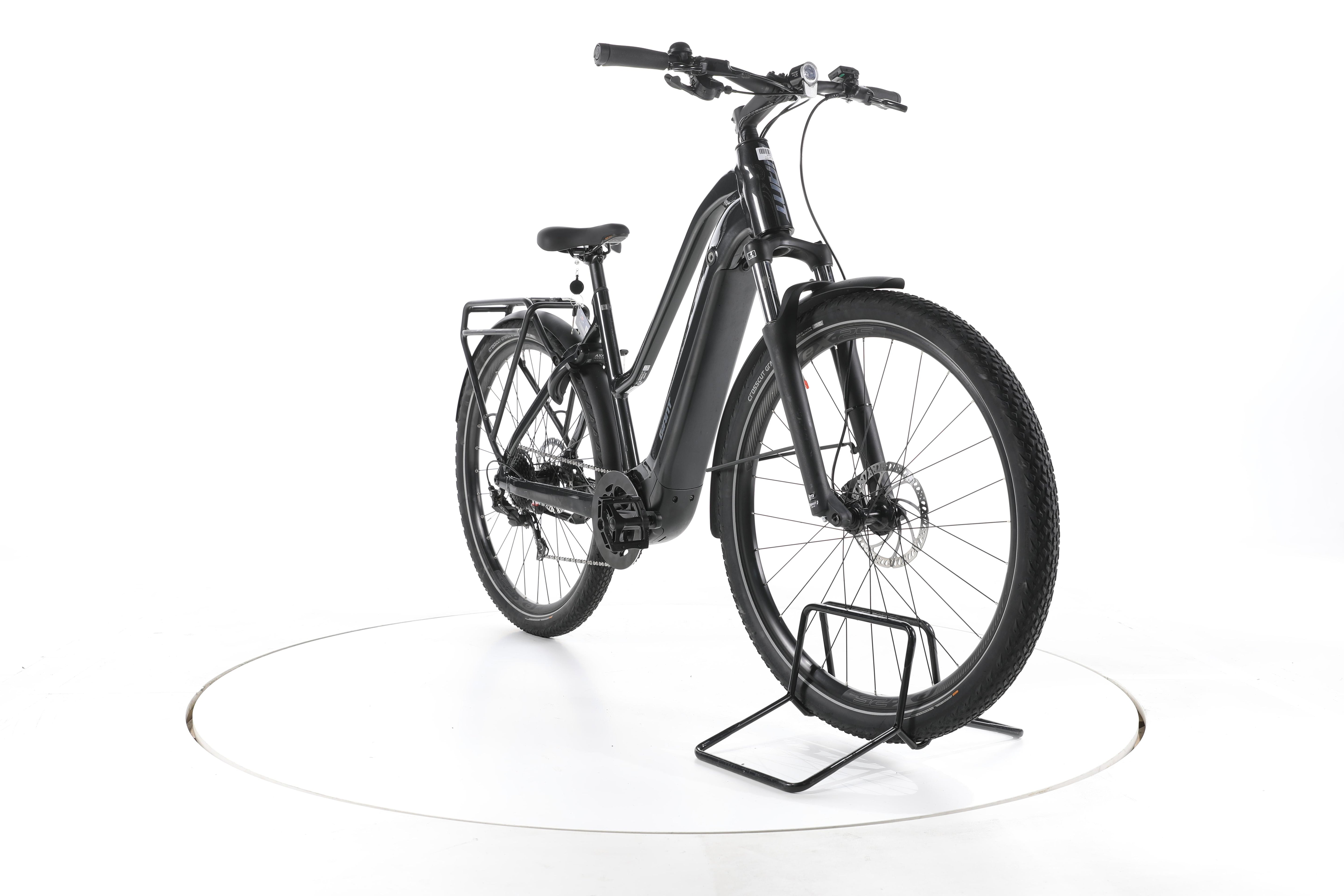 Giant Explore E+ 2 Trekking E-Bike - Image 3