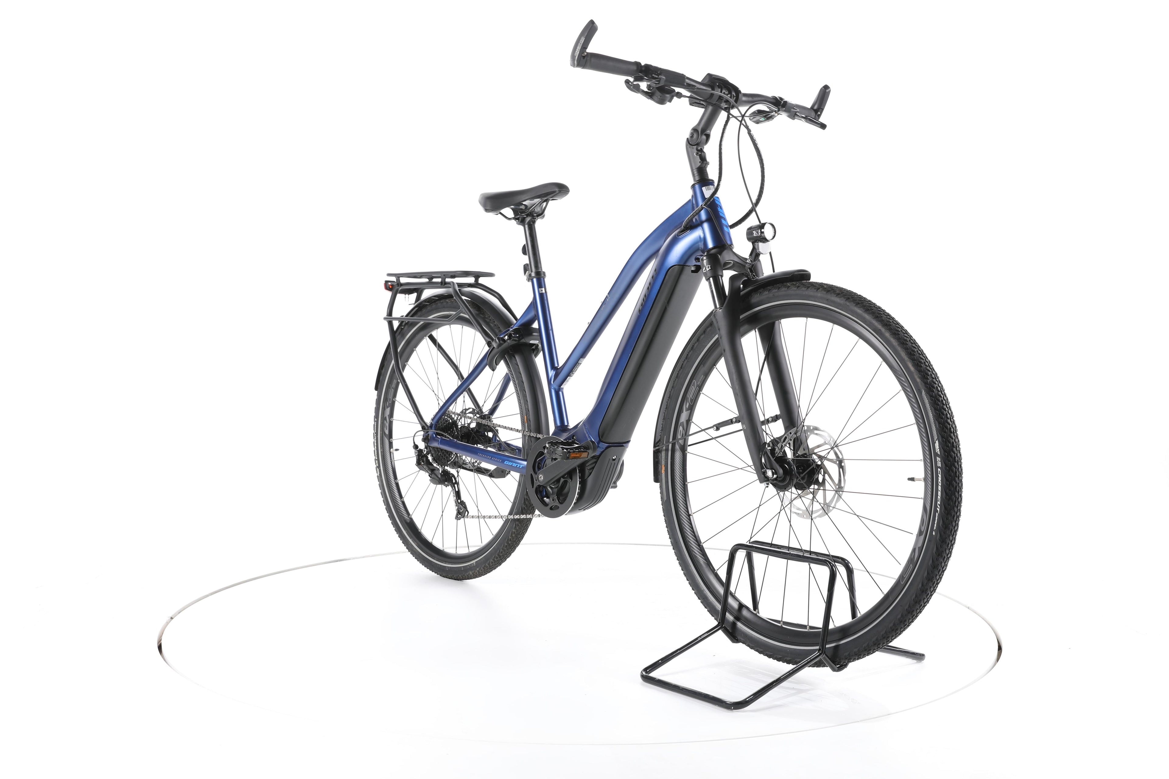 Giant Explore E+ 2 STA Trekking E-Bike - Image 3