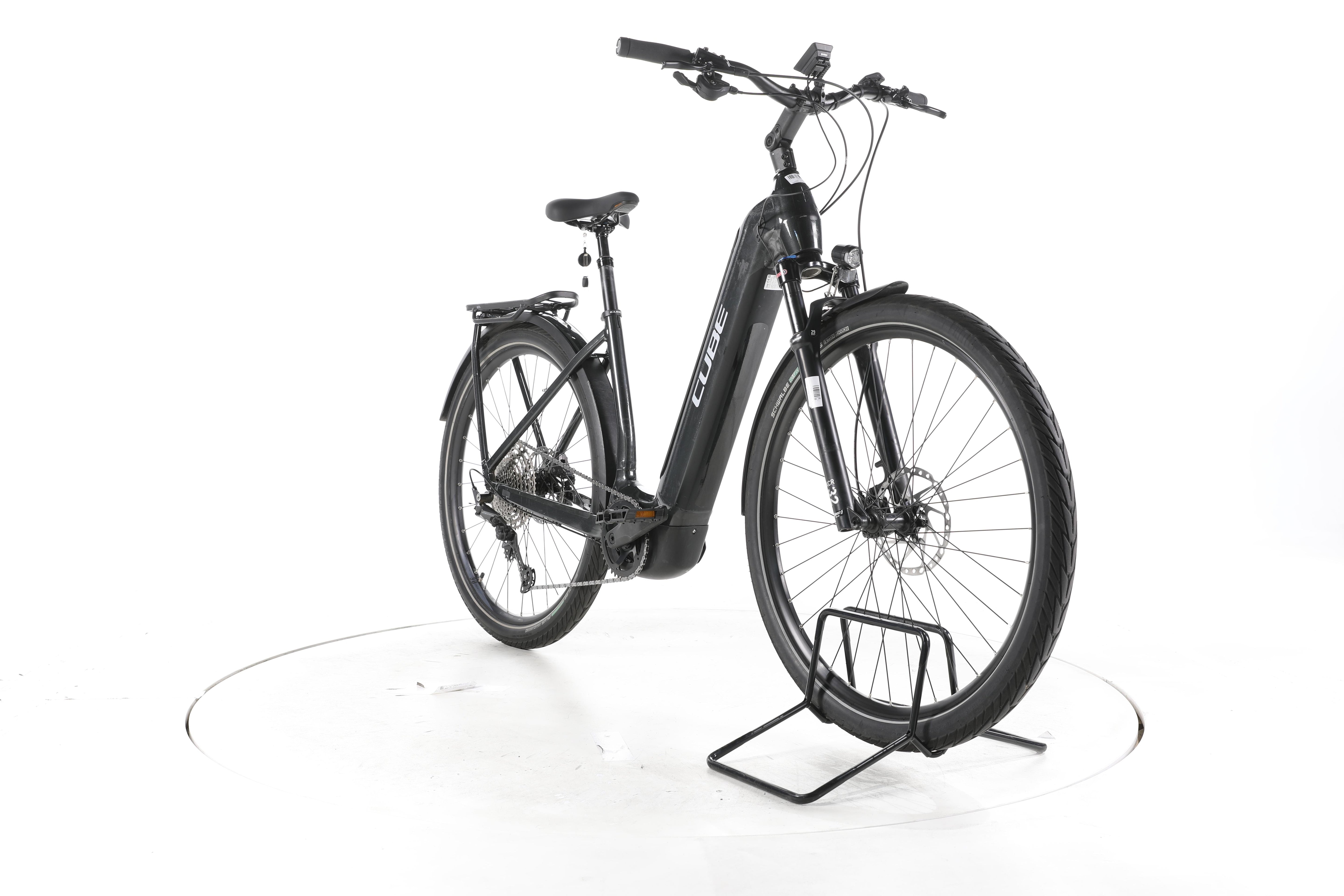 Cube Kathmandu Hybrid EXC Trekking E-Bike Tiefeinsteiger - Image 3