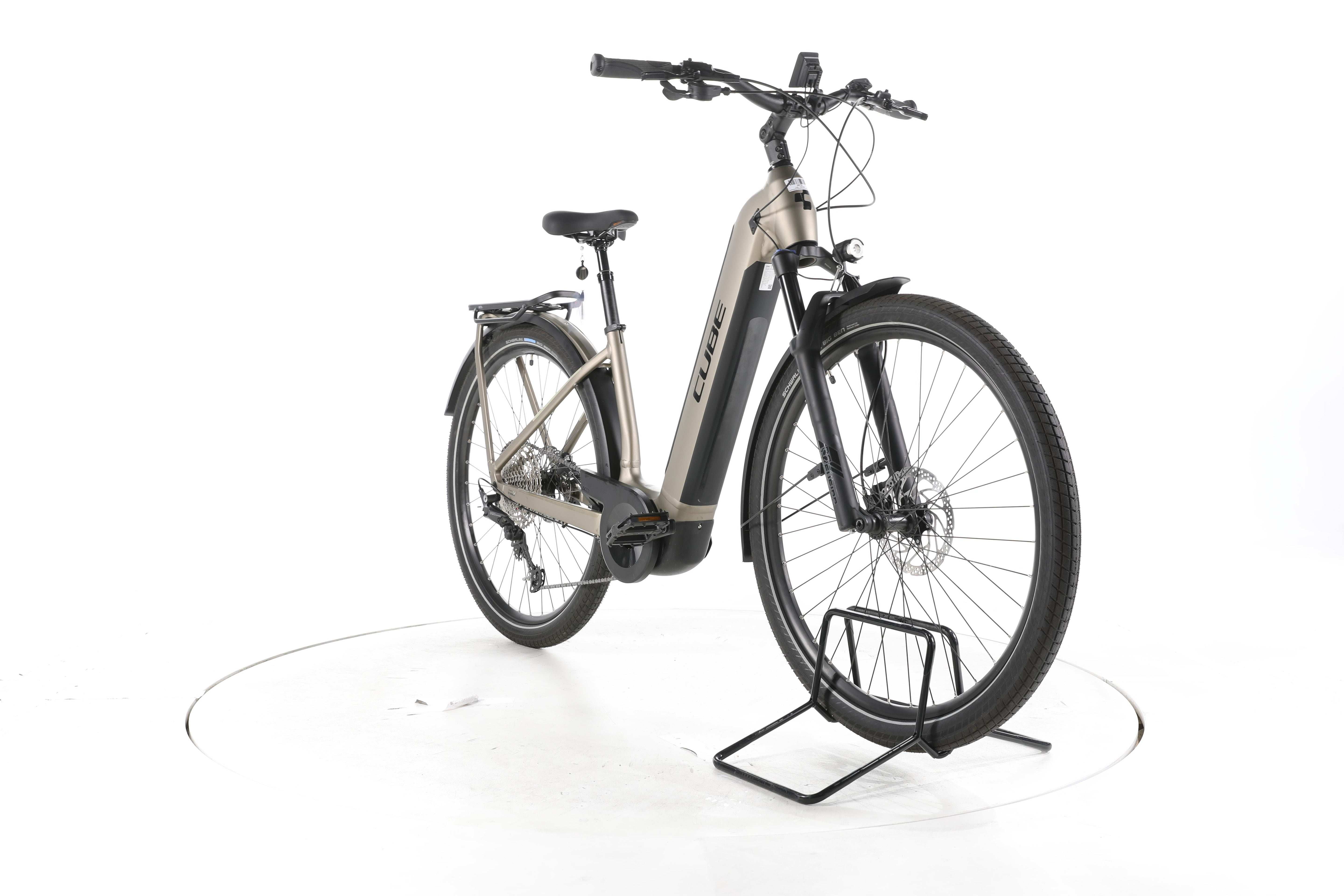 Cube Kathmandu Hybrid Pro Trekking E-Bike Tiefeinsteiger - Image 3