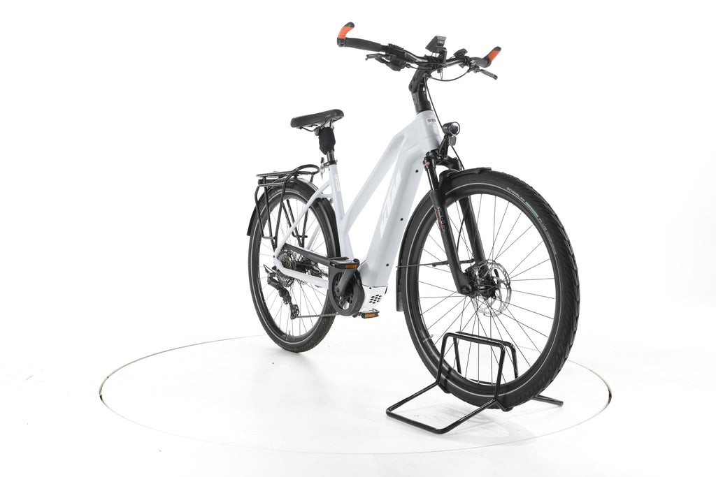KTM Macina Style Pro Trekking E-Bike - Image 3