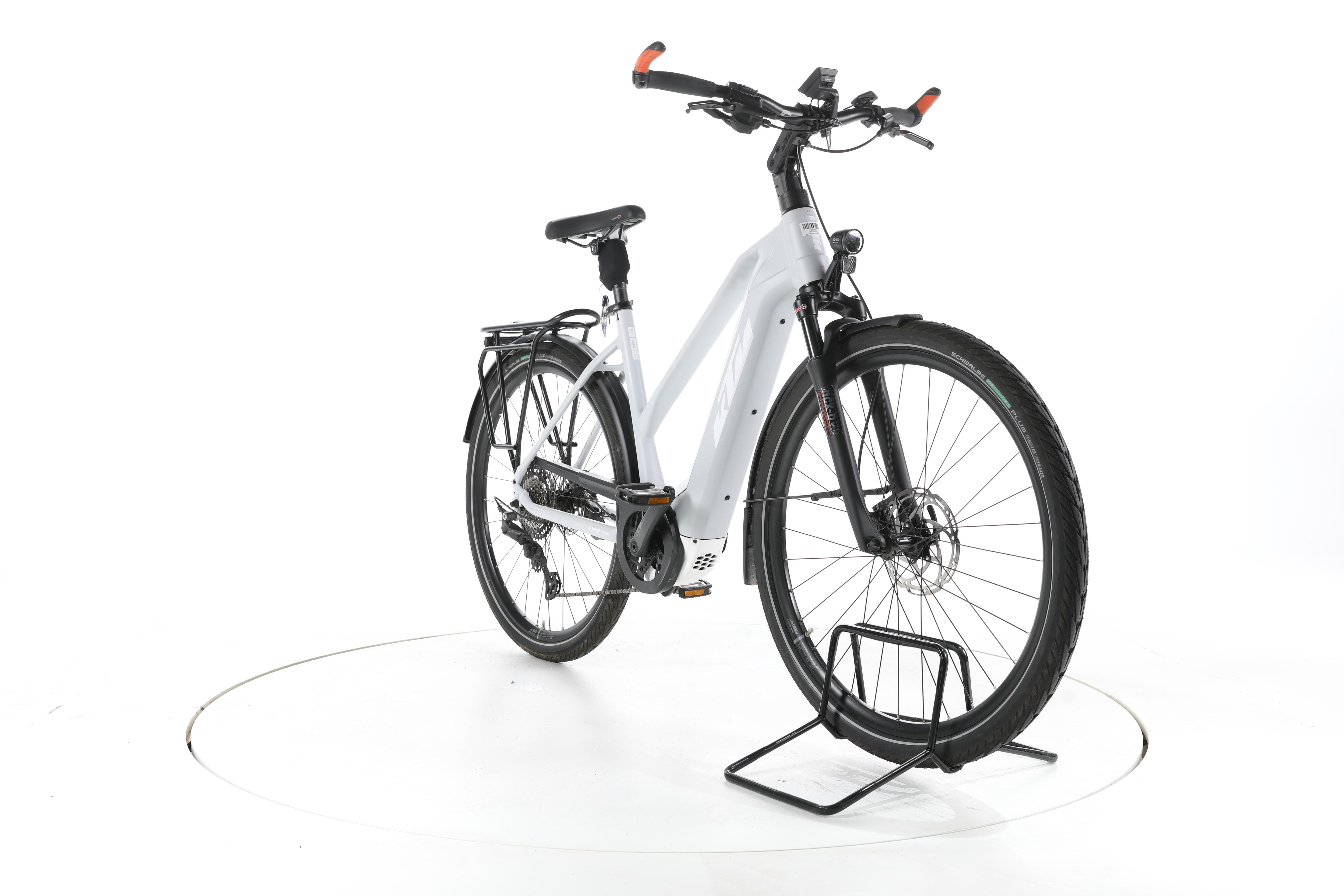 KTM Macina Style Pro Trekking E-Bike - Image 3