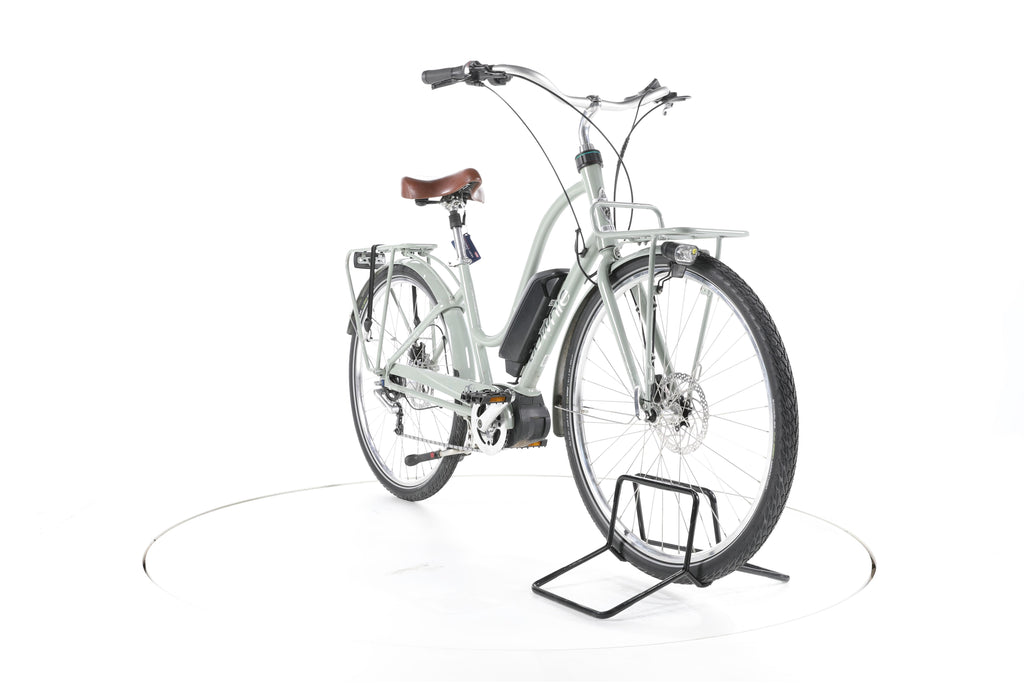 Electra Bicycle Townie Commute Go! 5i EQ Trekking E-Bike - Image 3