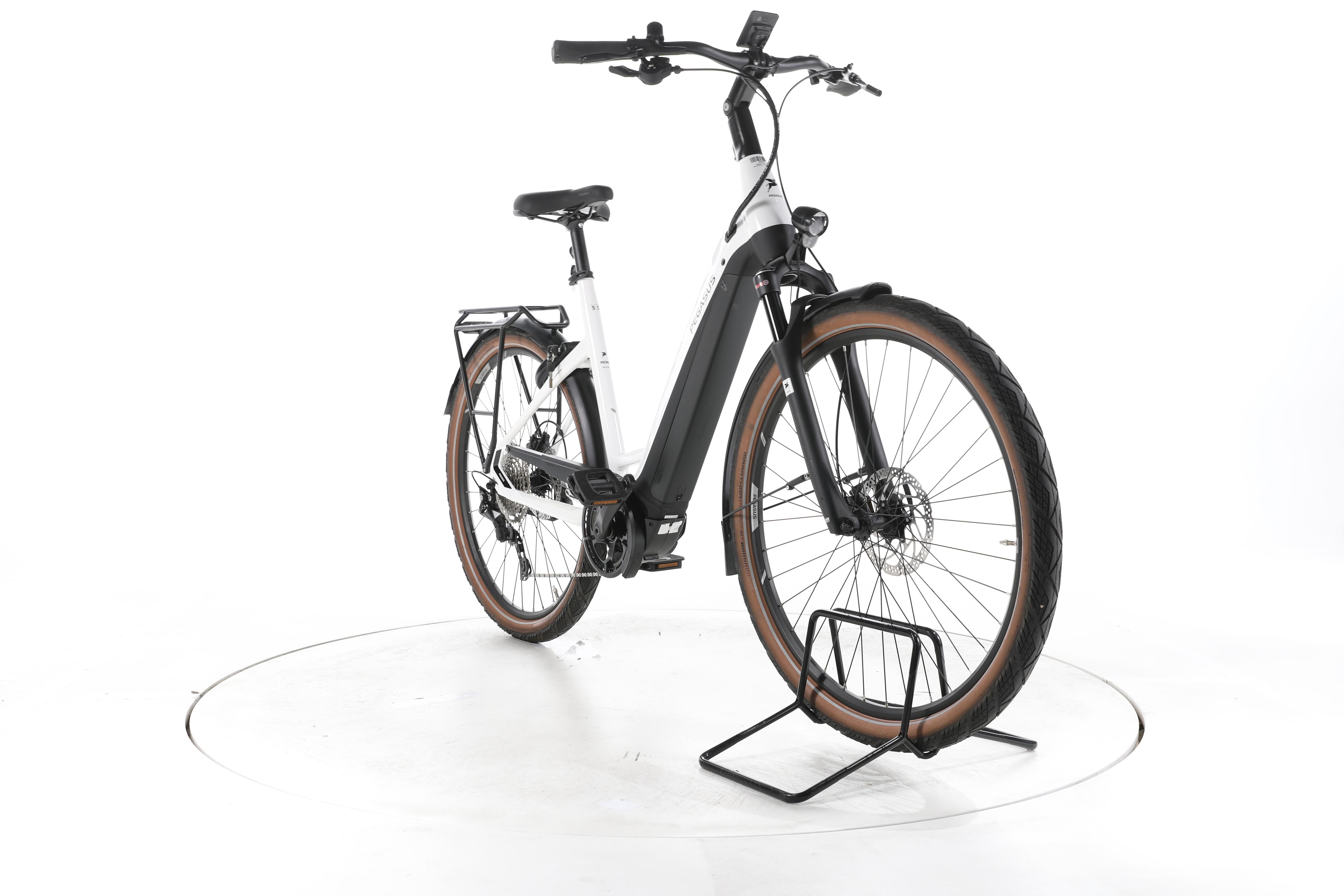 Pegasus Premio EVO Lite Trekking E-Bike Tiefeinsteiger - Image 3
