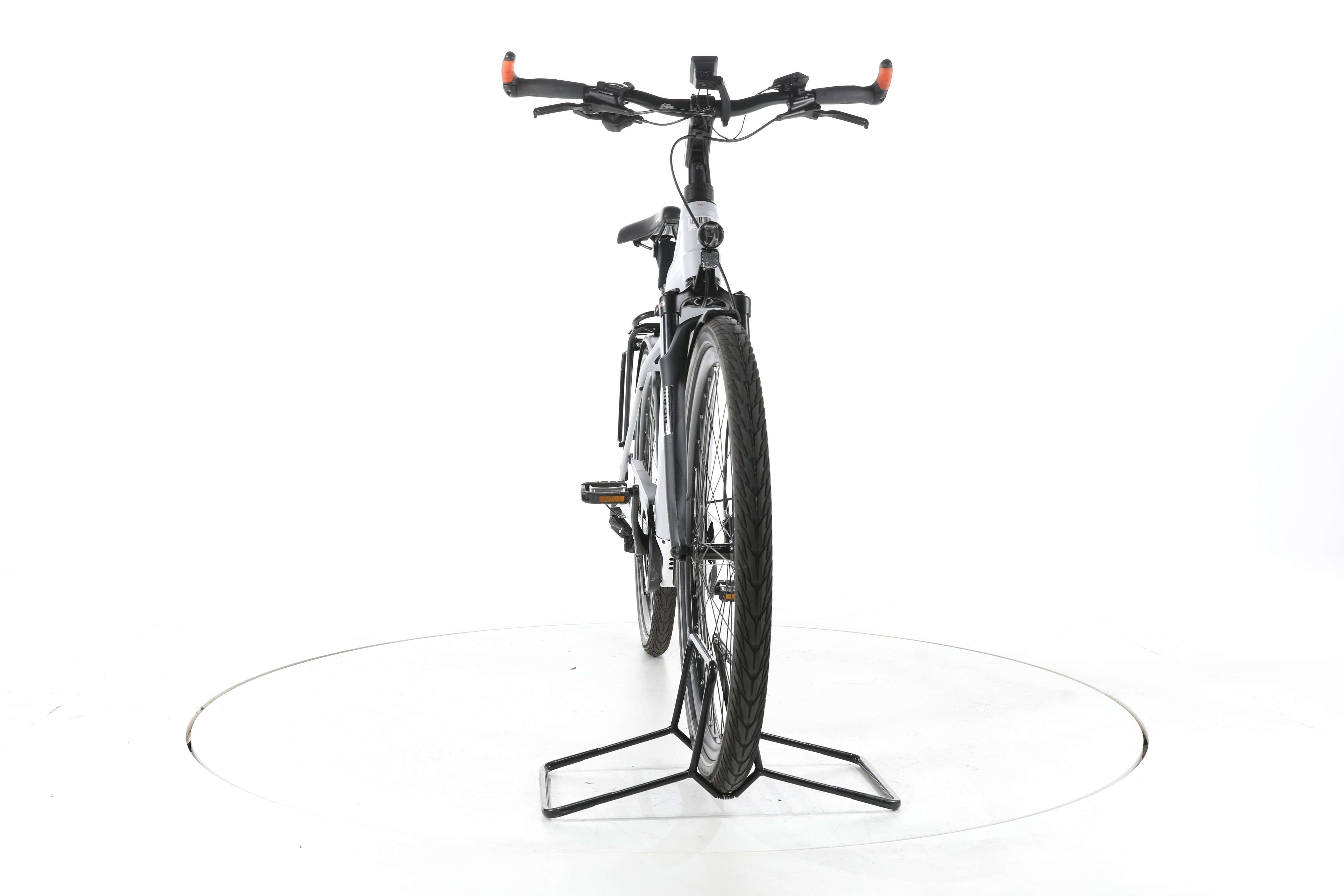 KTM Macina Style Pro Trekking E-Bike - Image 4