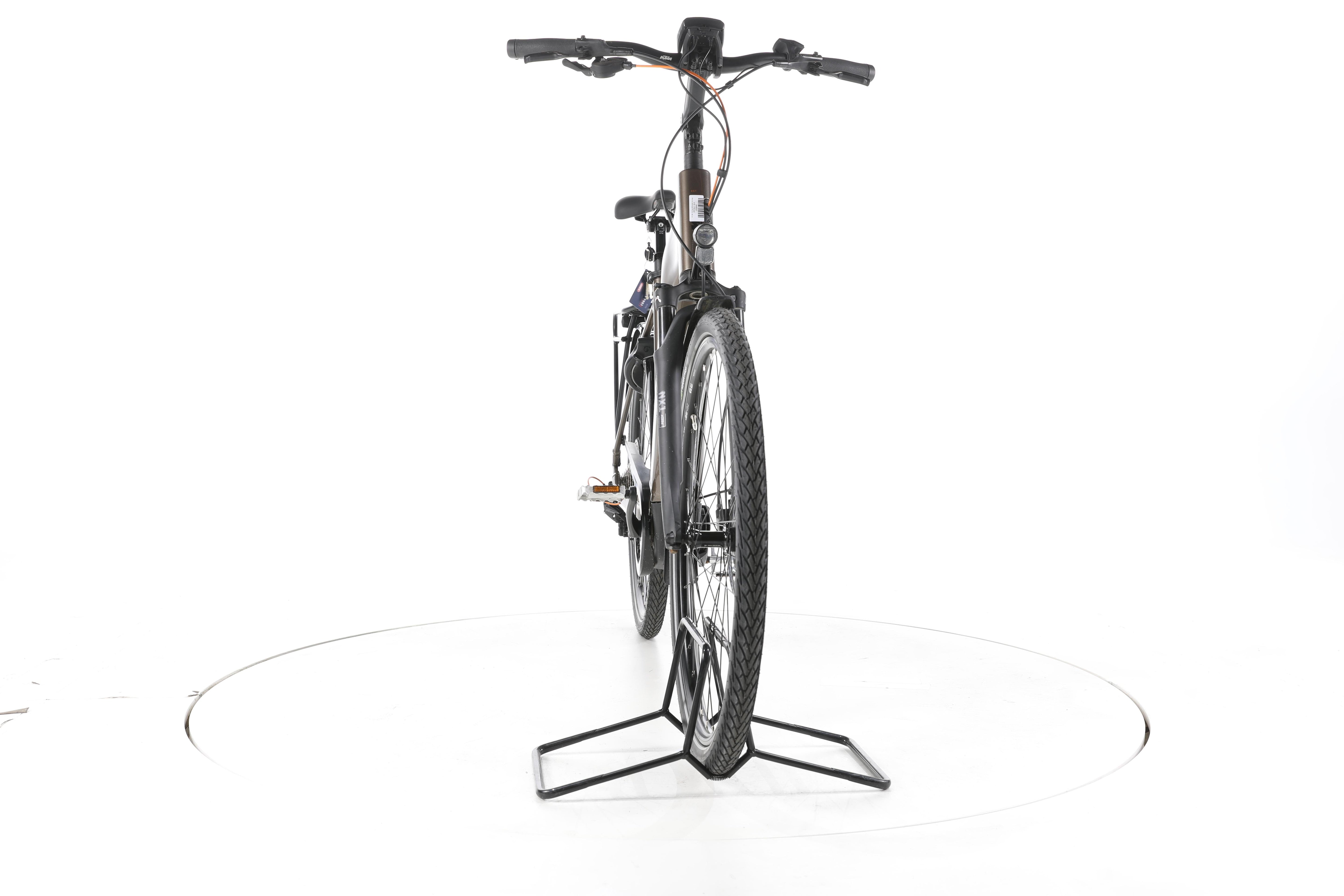 KTM Macina Ultimate Pro Trekking E-Bike Tiefeinsteiger - Image 4