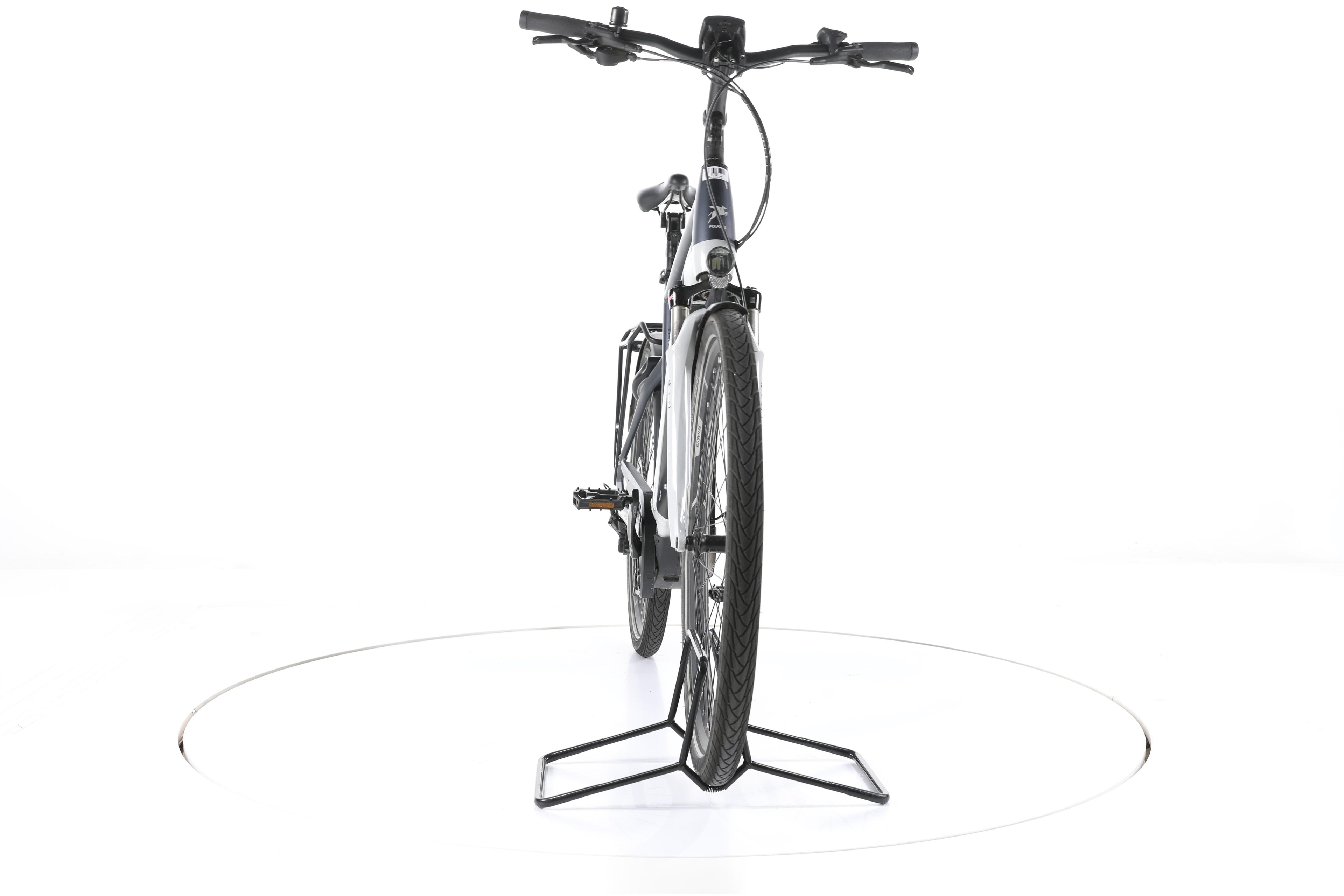 Pegasus Premio EVO 10 Trekking E-Bike - Image 4