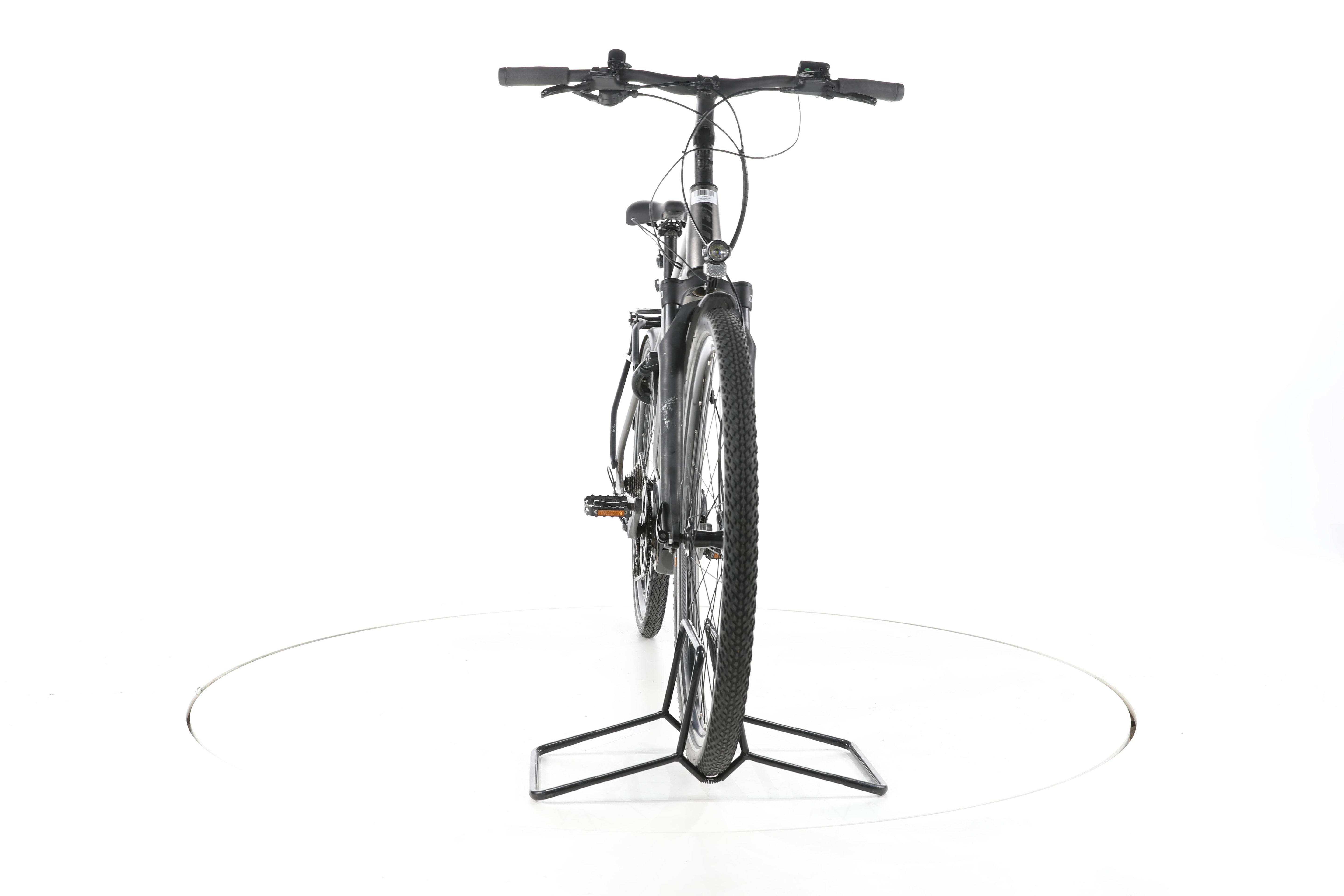 Giant Explore E+ 3 Trekking E-Bike - Image 4