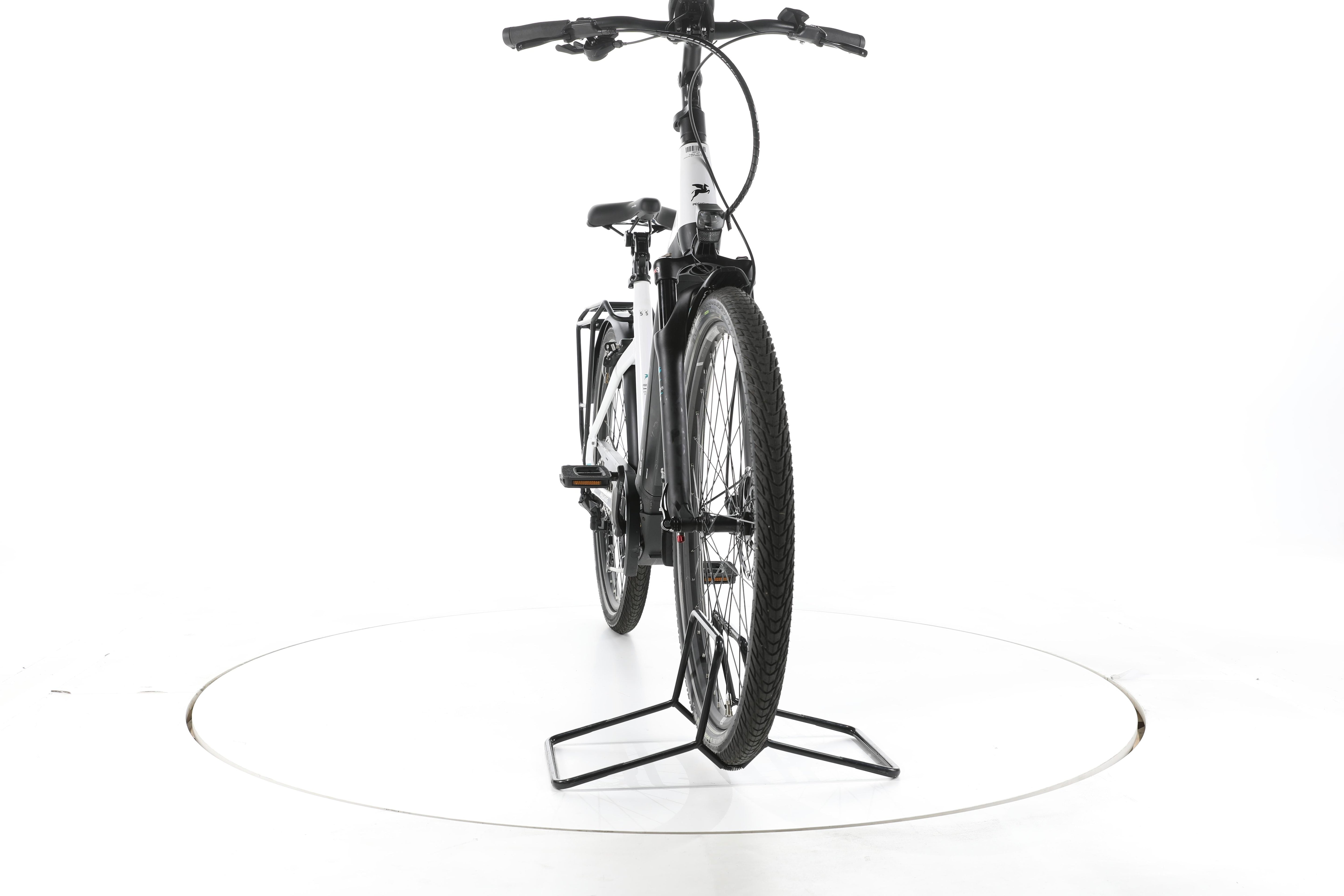 Pegasus Premio Evo Lite Comfort Trekking E-Bike Tiefeinsteiger - Image 4