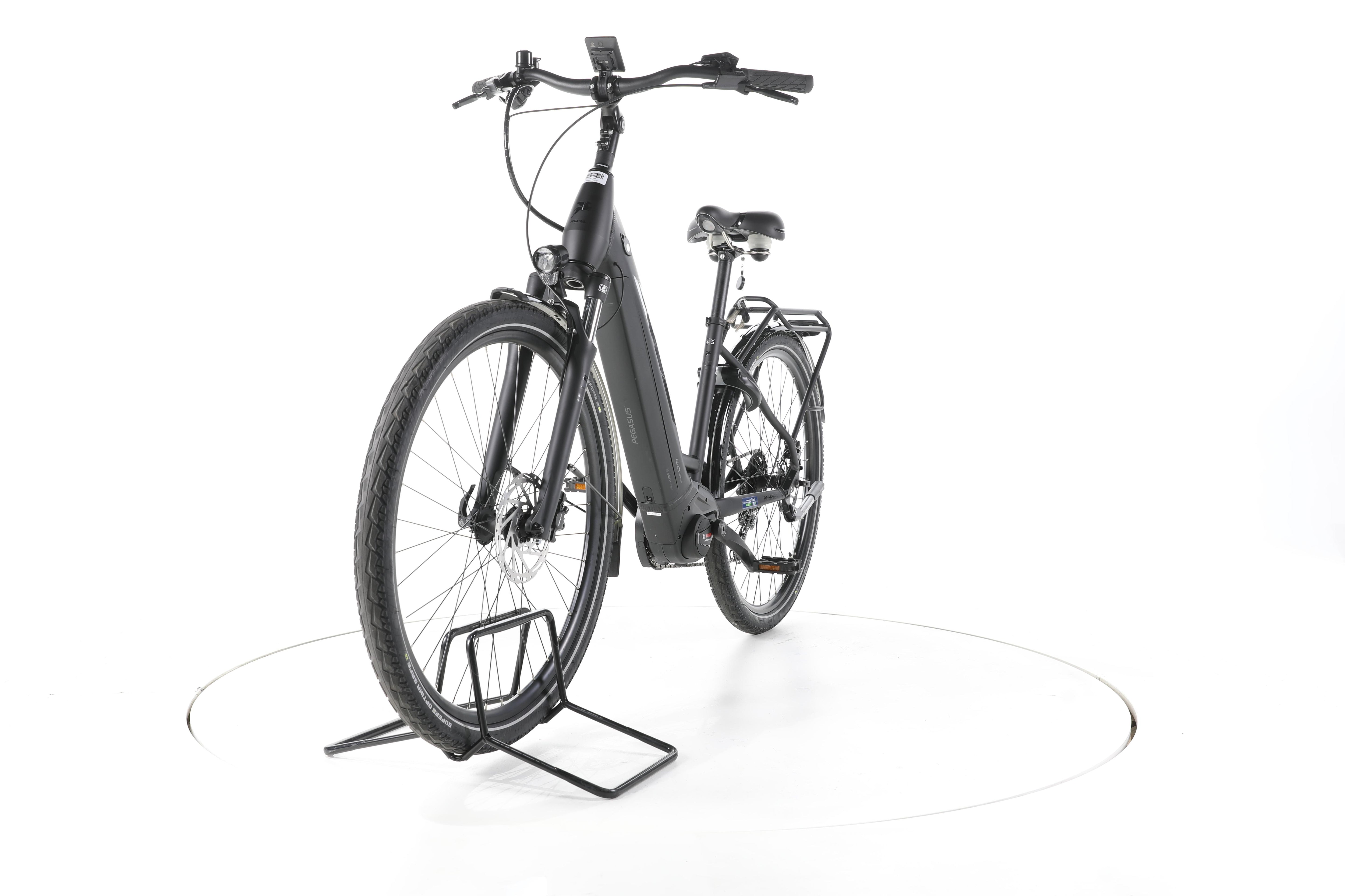 Pegasus Solero EVO Trekking E-Bike Tiefeinsteiger - Image 5