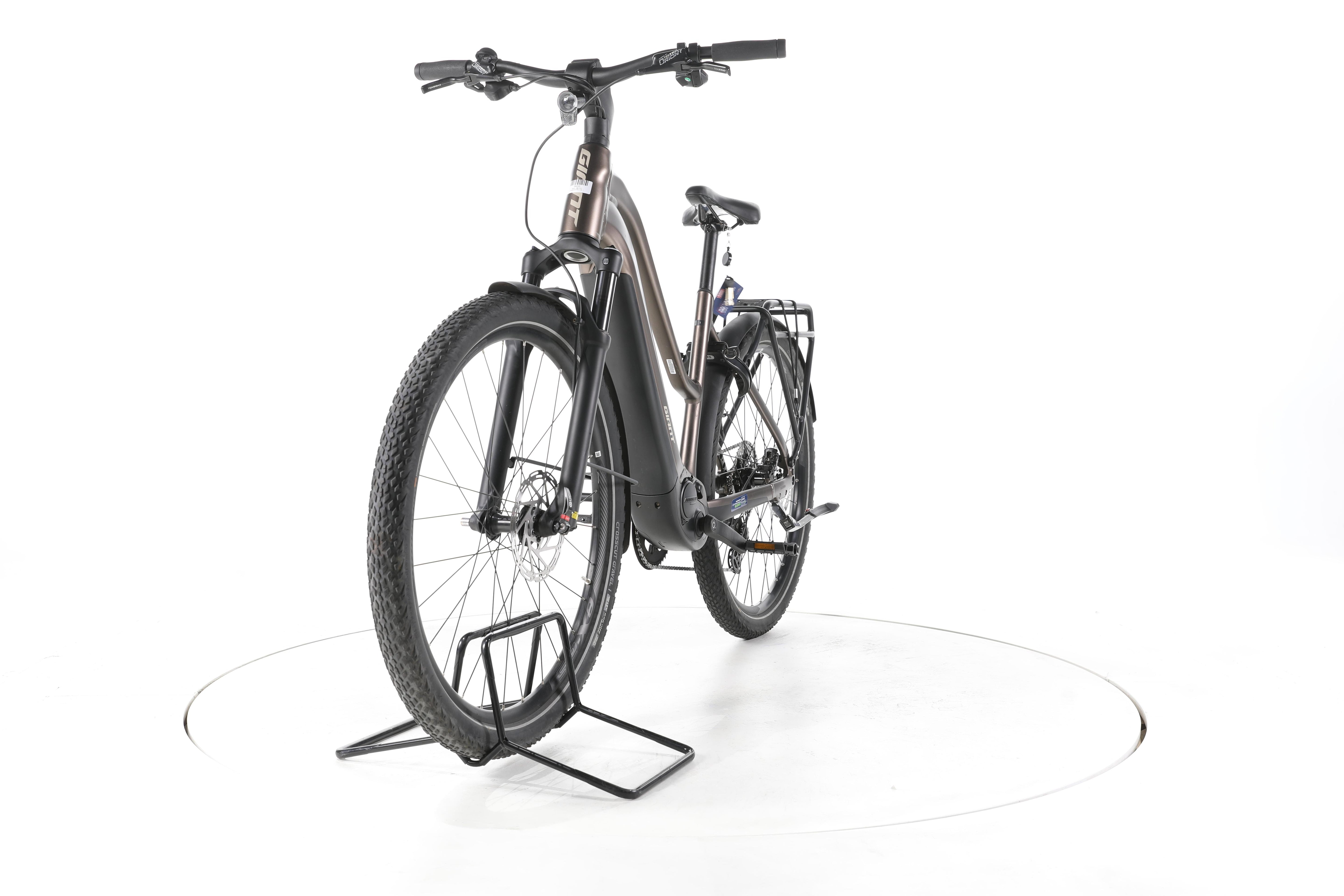 Giant Explore E+ Pro 1 Trekking E-Bike - Image 5