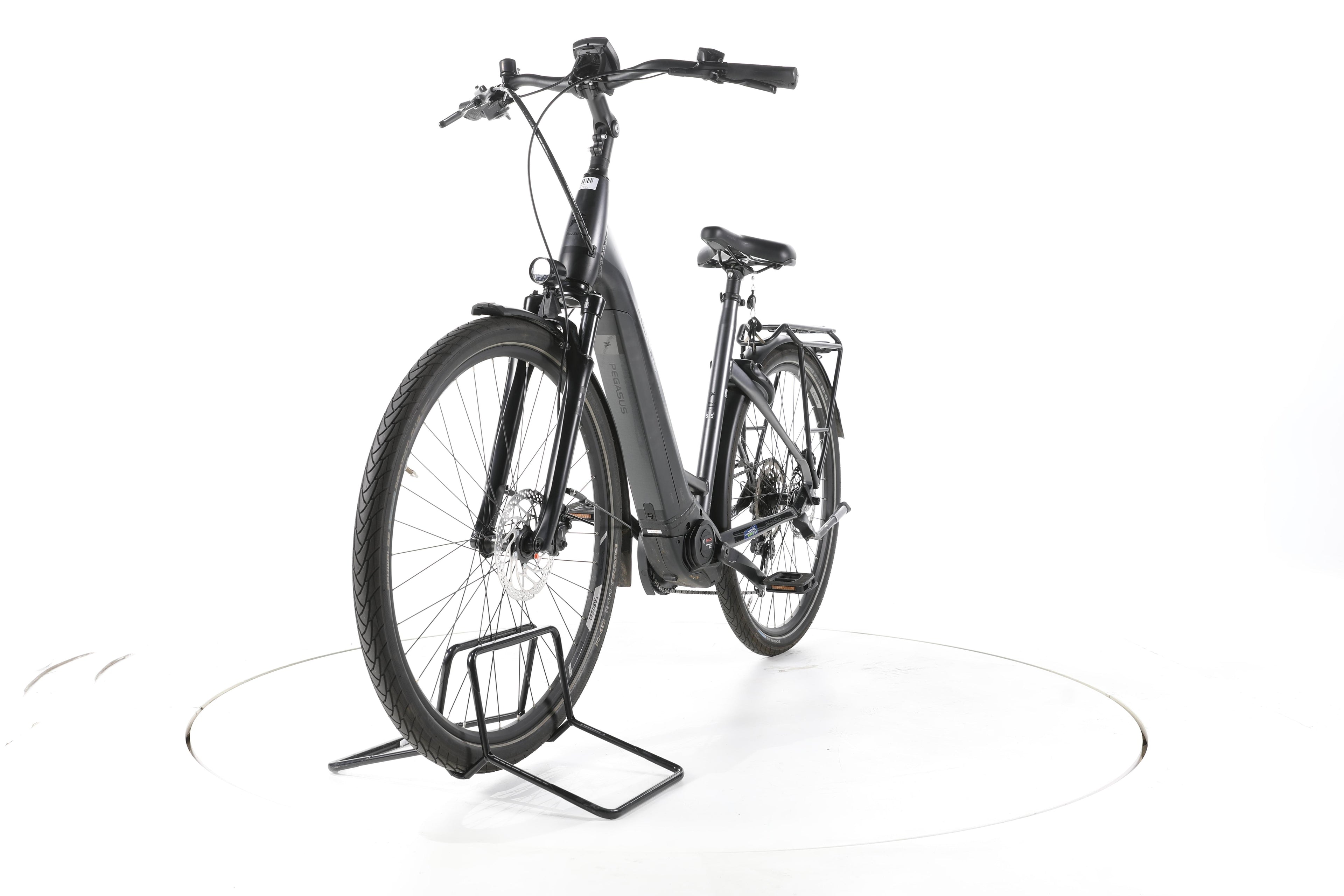 Pegasus Premio EVO 10 Lite Trekking E-Bike Tiefeinsteiger - Image 5