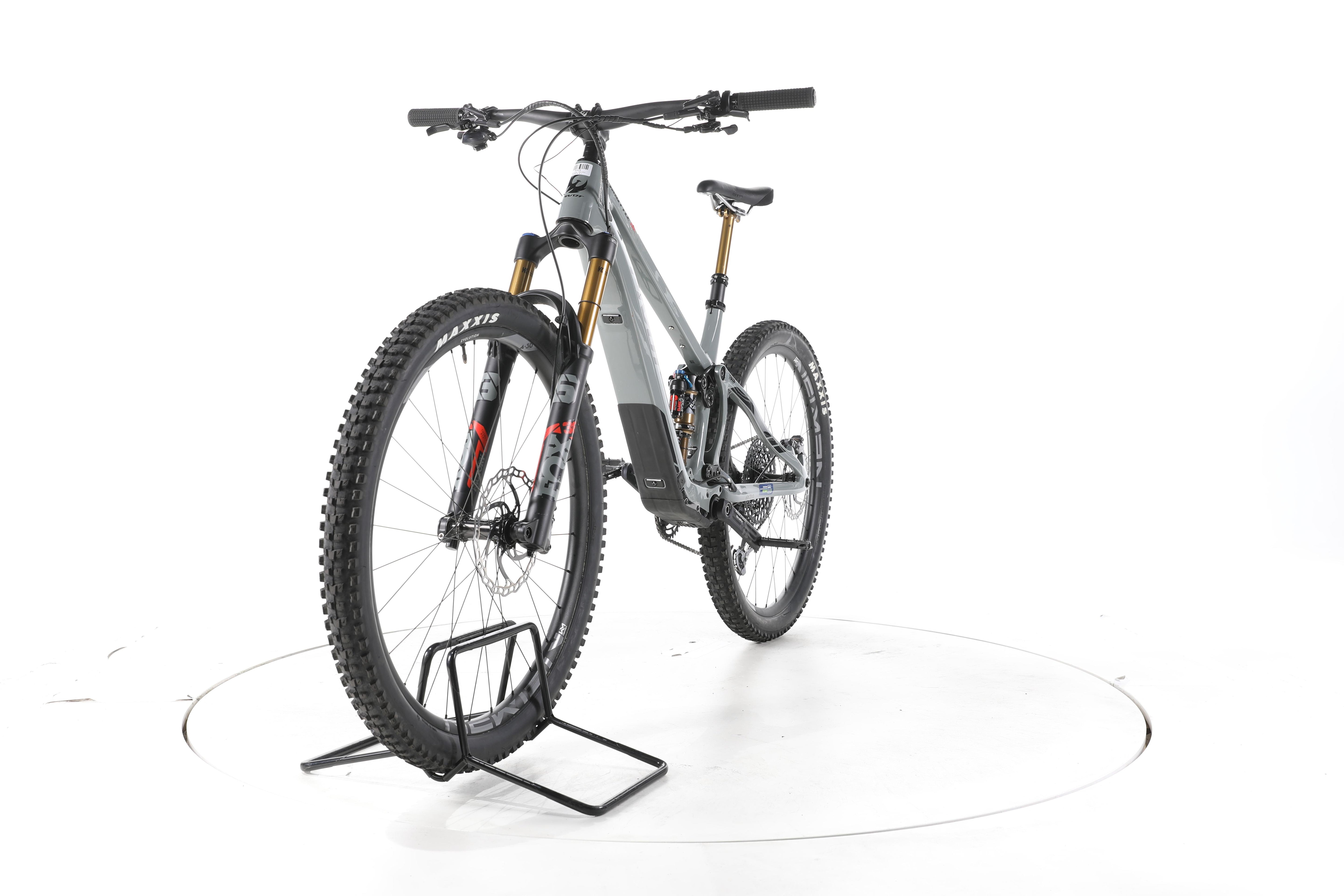 Pivot Cycles Shuttle SL E-Bike Fully Carbon - Image 5
